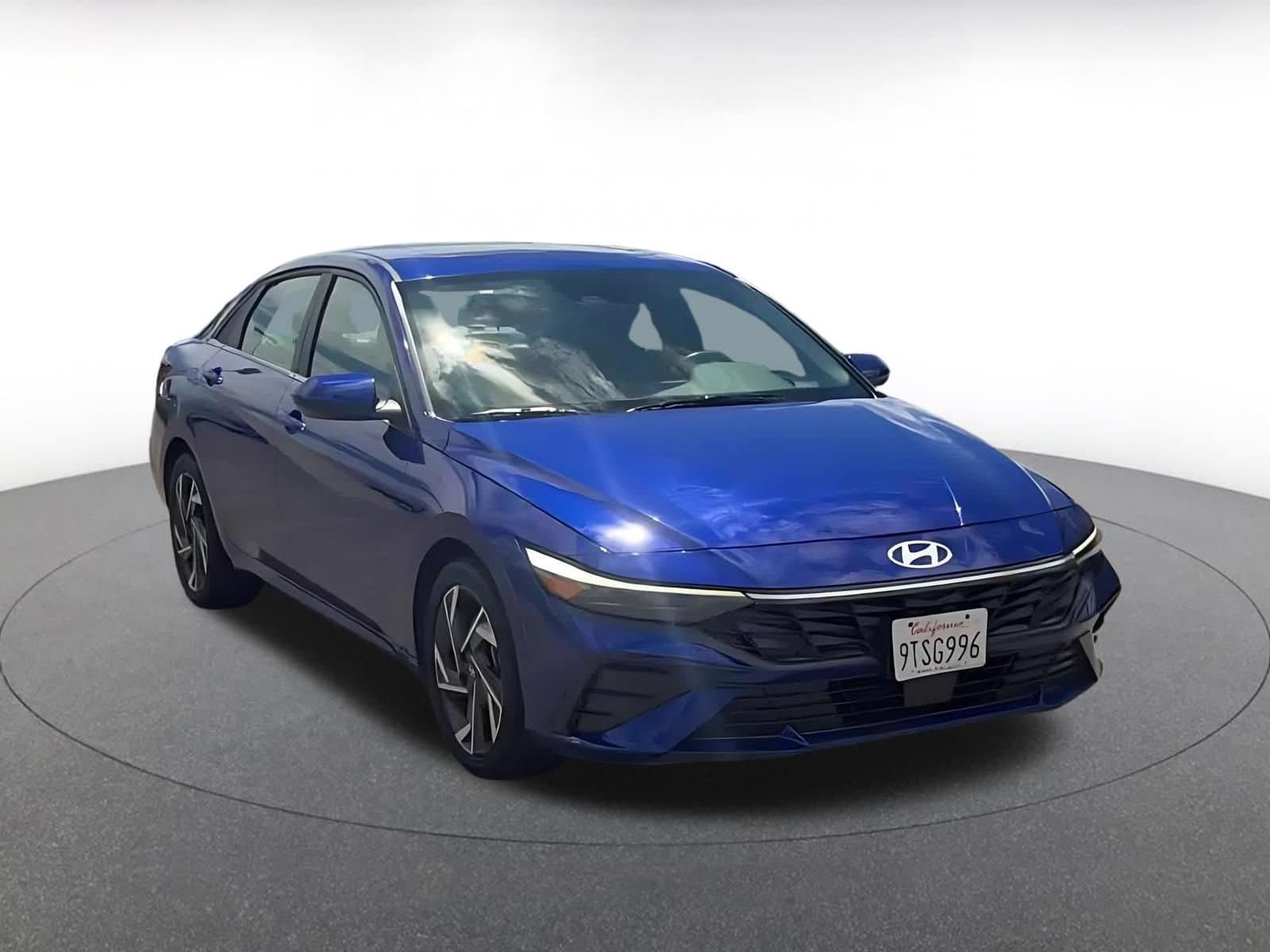 Thumbnail: 2025 Hyundai Elantra - 2