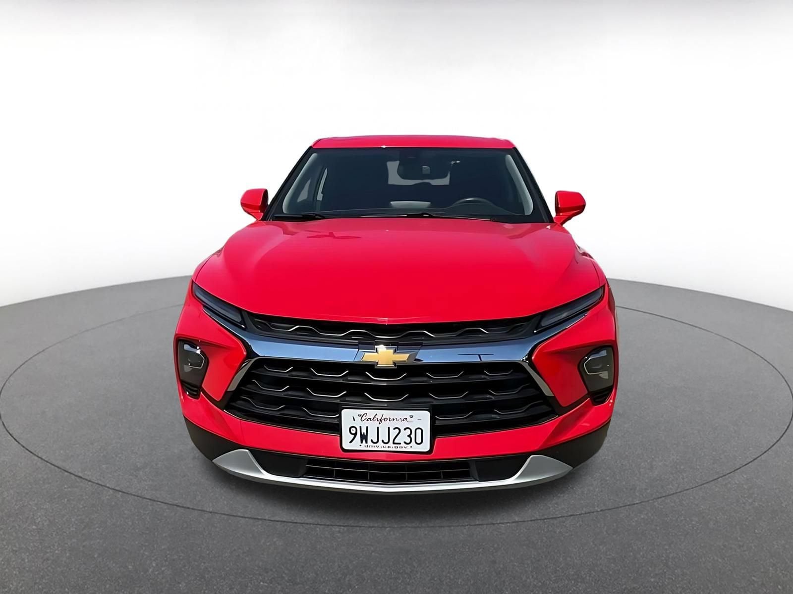 Thumbnail: 2026 Chevrolet Blazer - 4