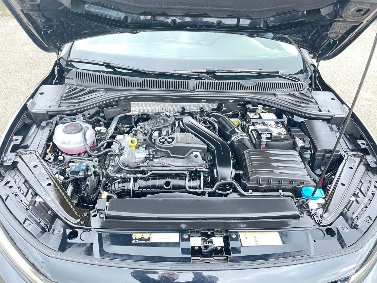 Thumbnail: 2025 Volkswagen Jetta - 32