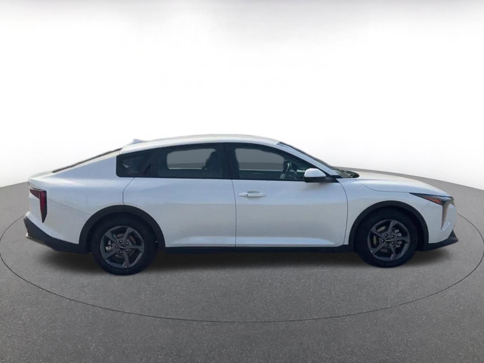 Thumbnail: 2025 Kia K4 - 15