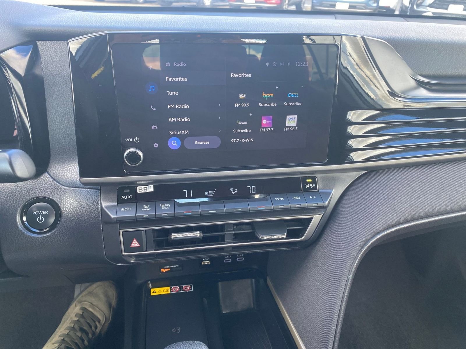 Thumbnail: 2025 Toyota Camry - 18