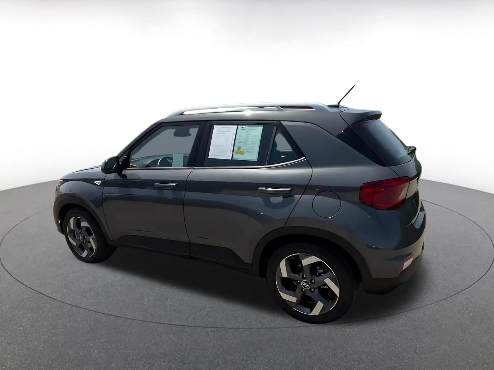 Thumbnail: 2025 Hyundai Venue - 10