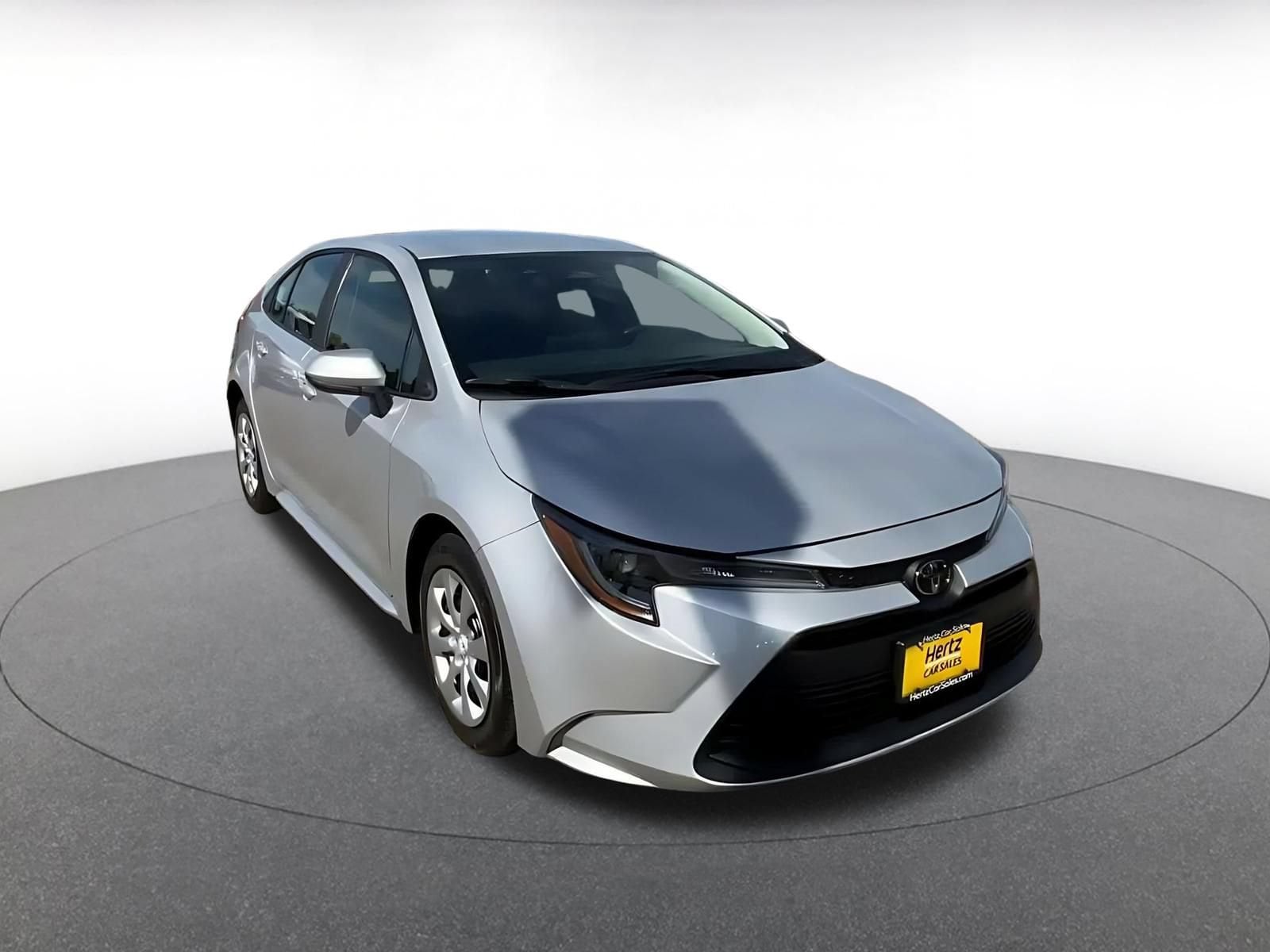 Thumbnail: 2025 Toyota Corolla - 3