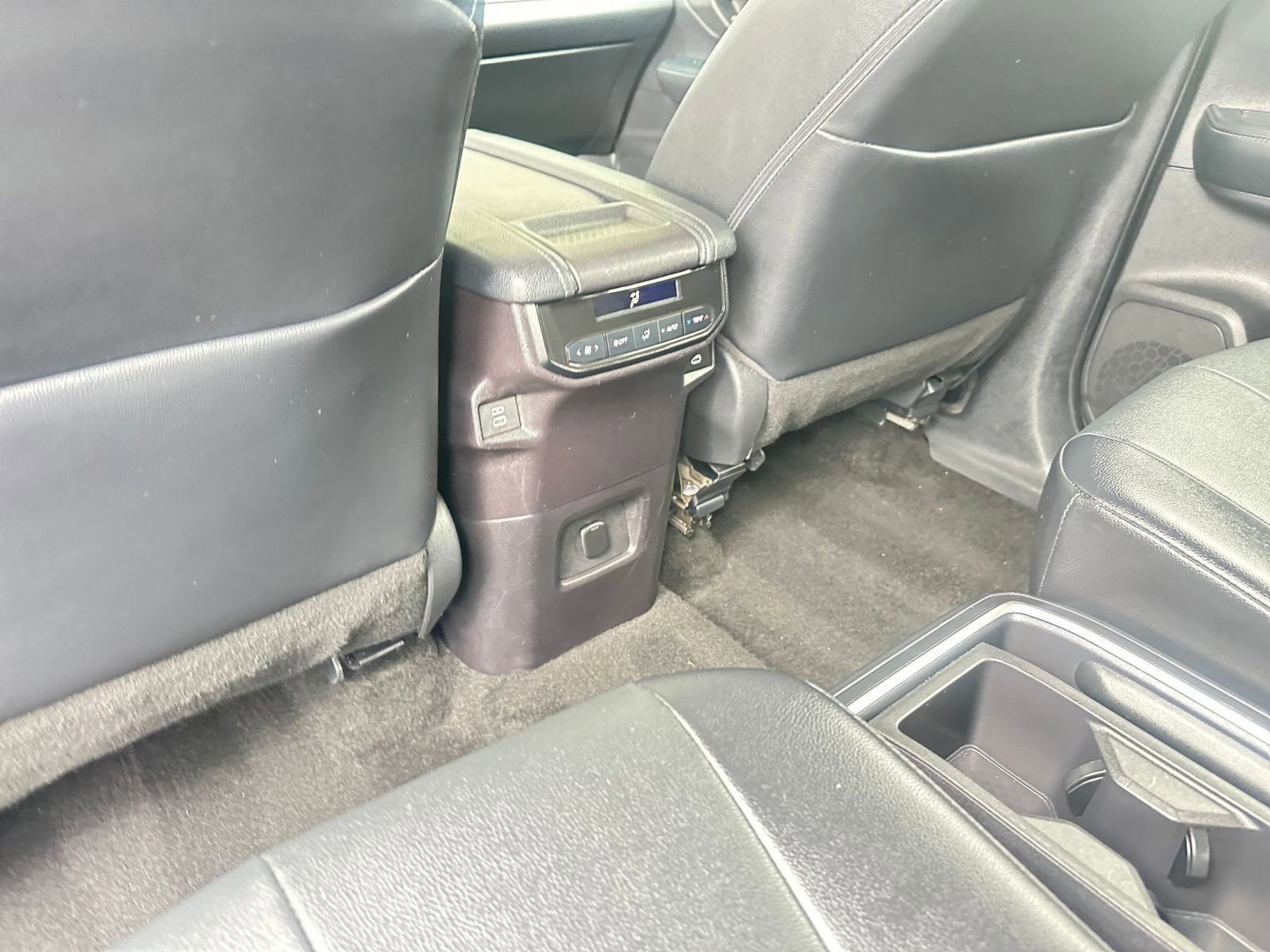 Thumbnail: 2025 Toyota Grand Highlander - 25