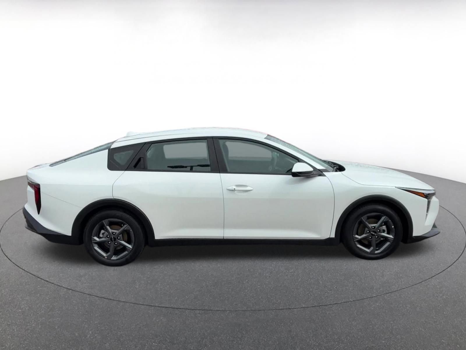 Thumbnail: 2025 Kia K4 - 16