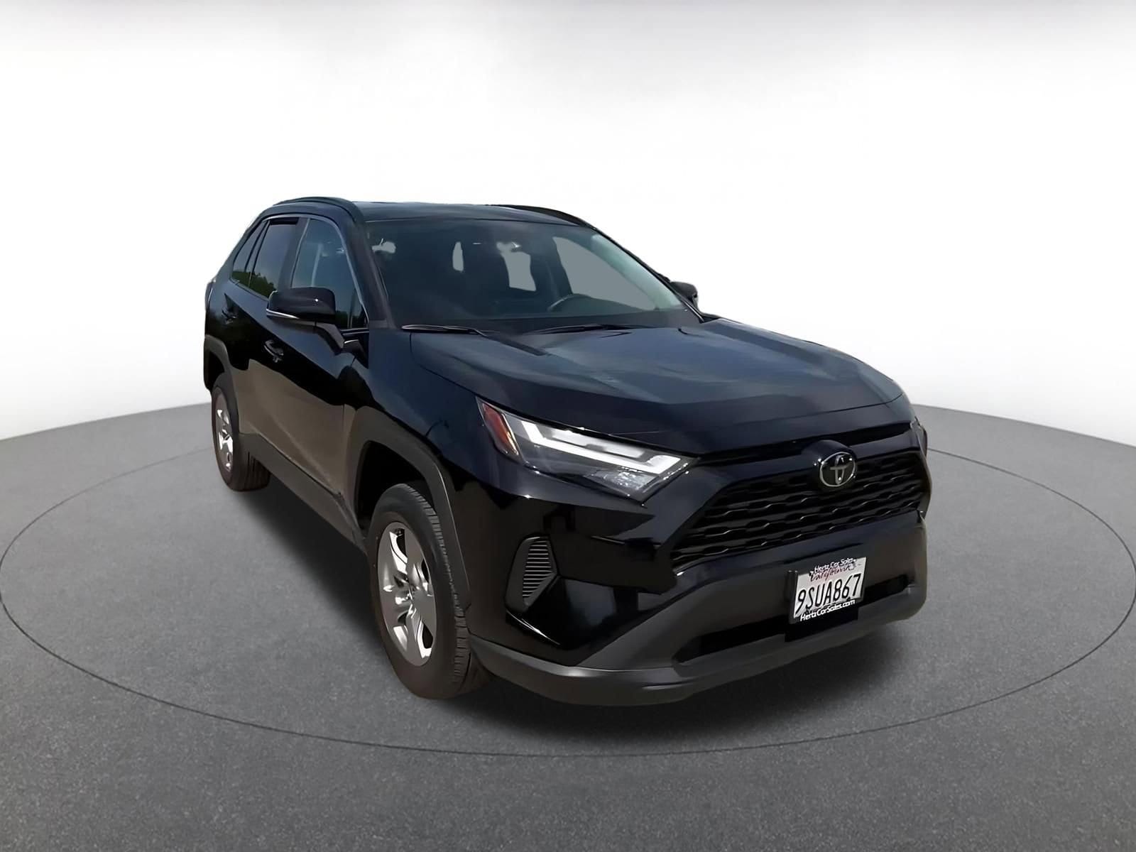 Thumbnail: 2025 Toyota RAV4 - 3