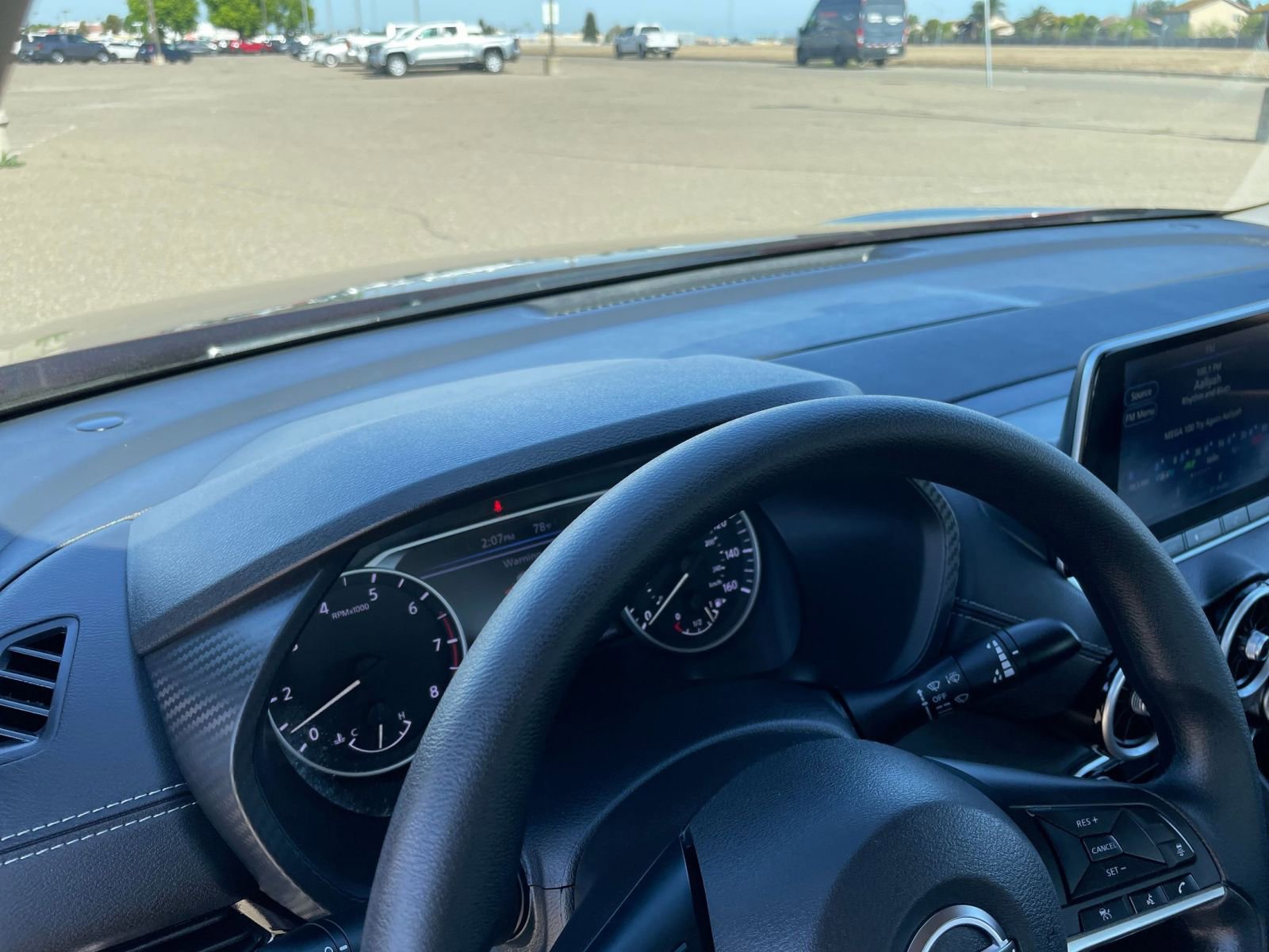 Thumbnail: 2025 Nissan Sentra - 33