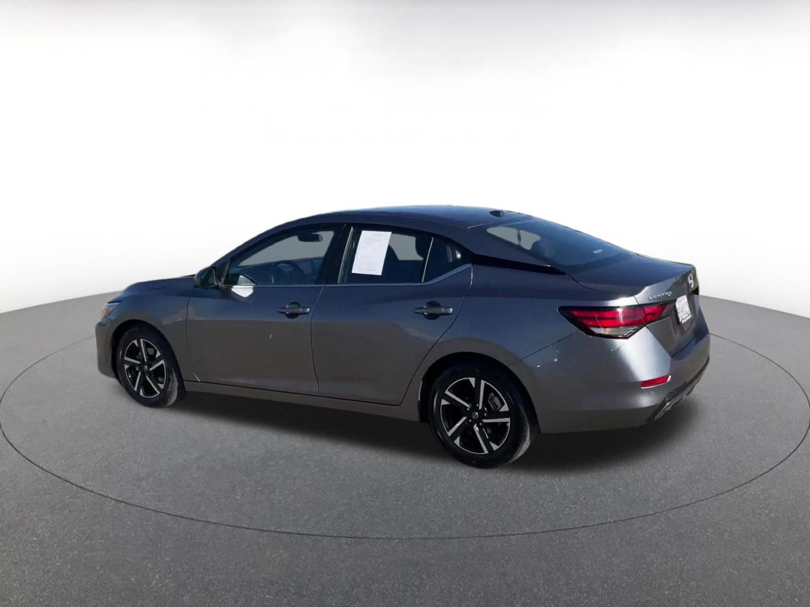 Thumbnail: 2025 Nissan Sentra - 10