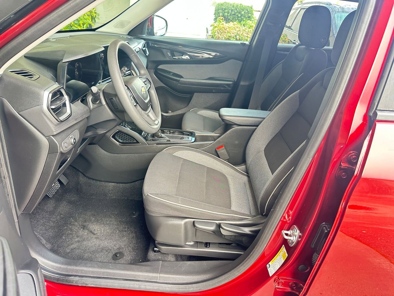 Thumbnail: 2025 Chevrolet TrailBlazer - 27