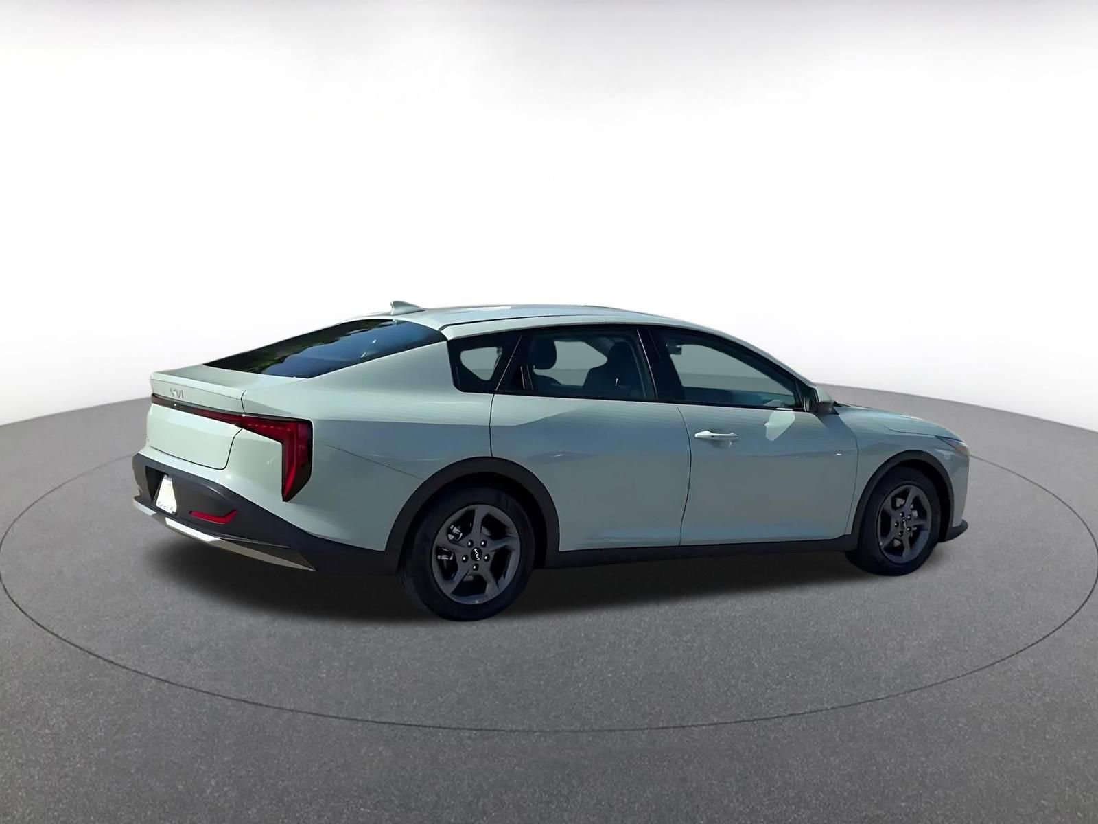 Thumbnail: 2025 Kia K4 - 15