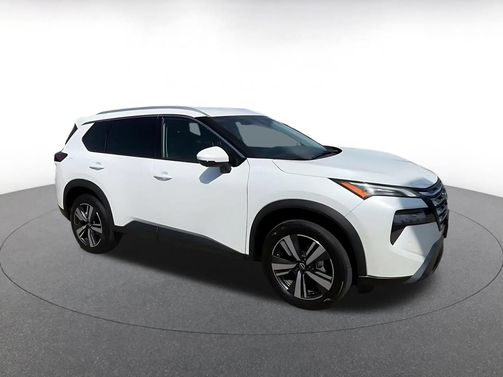 Thumbnail: 2026 Nissan Rogue - 2