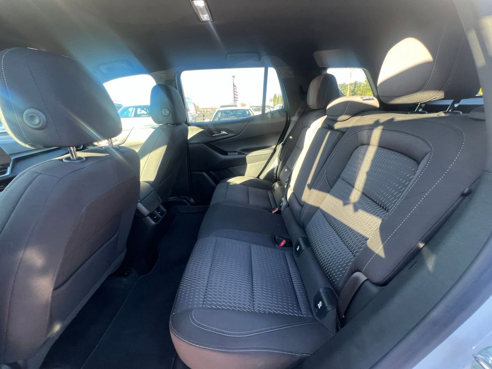 Thumbnail: 2025 Chevrolet Equinox - 25