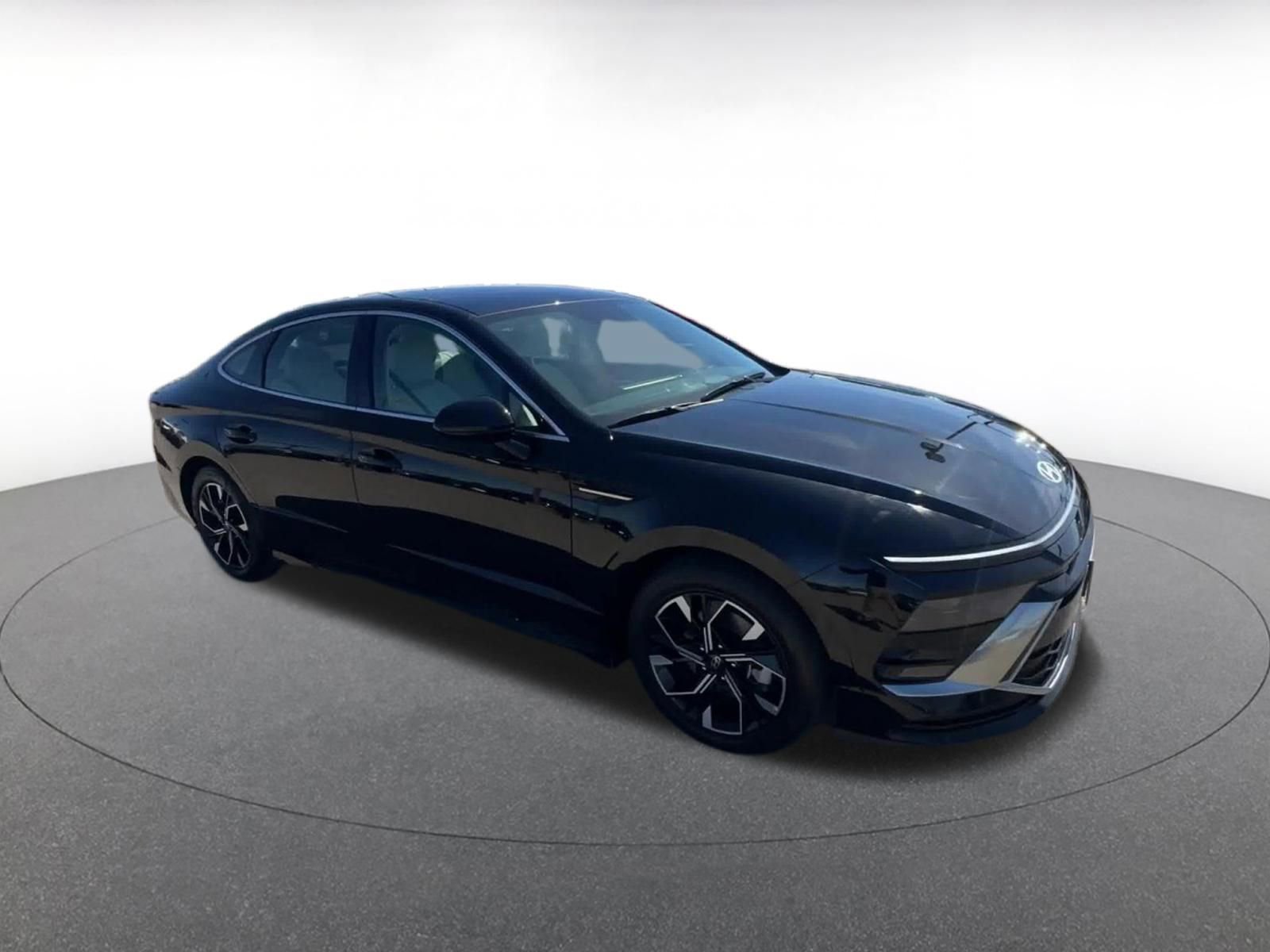 Thumbnail: 2025 Hyundai Sonata - 2