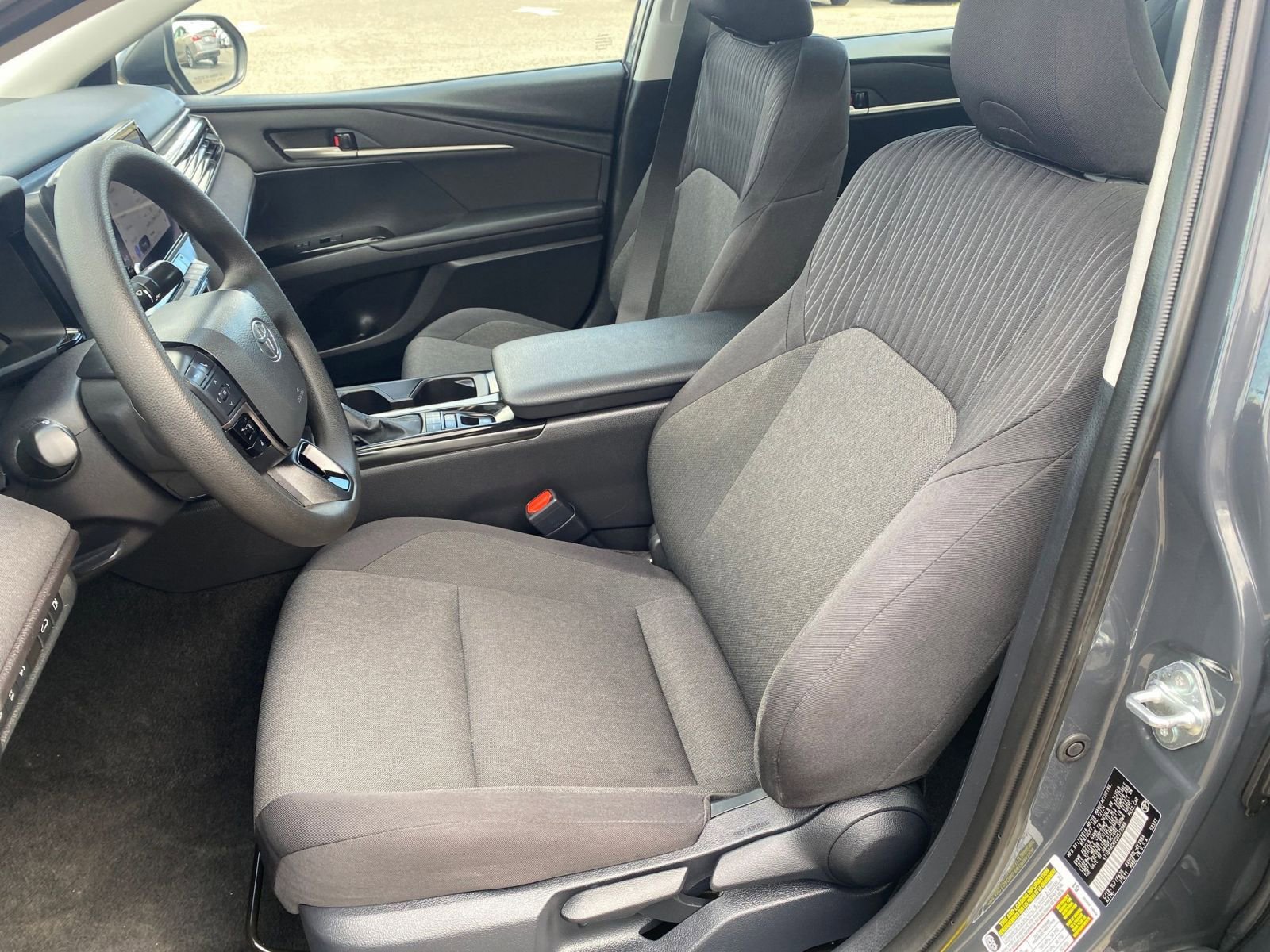 Thumbnail: 2025 Toyota Camry - 27