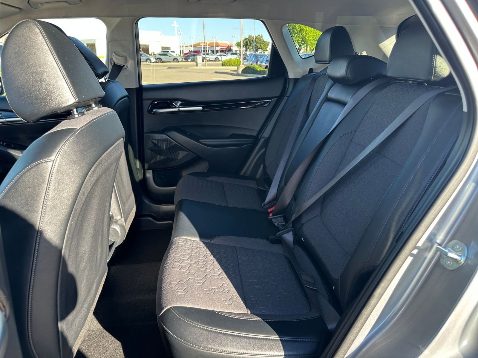 Thumbnail: 2025 Kia Seltos - 28