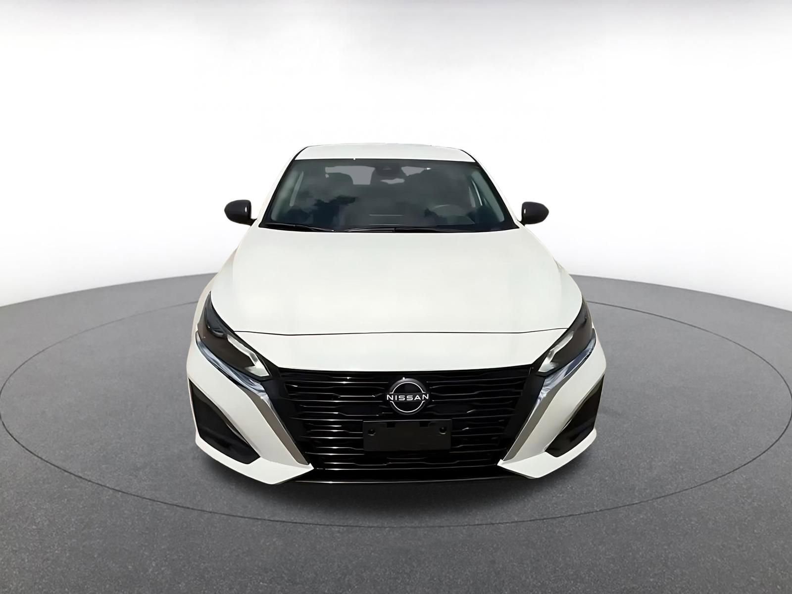 Thumbnail: 2025 Nissan Altima - 4