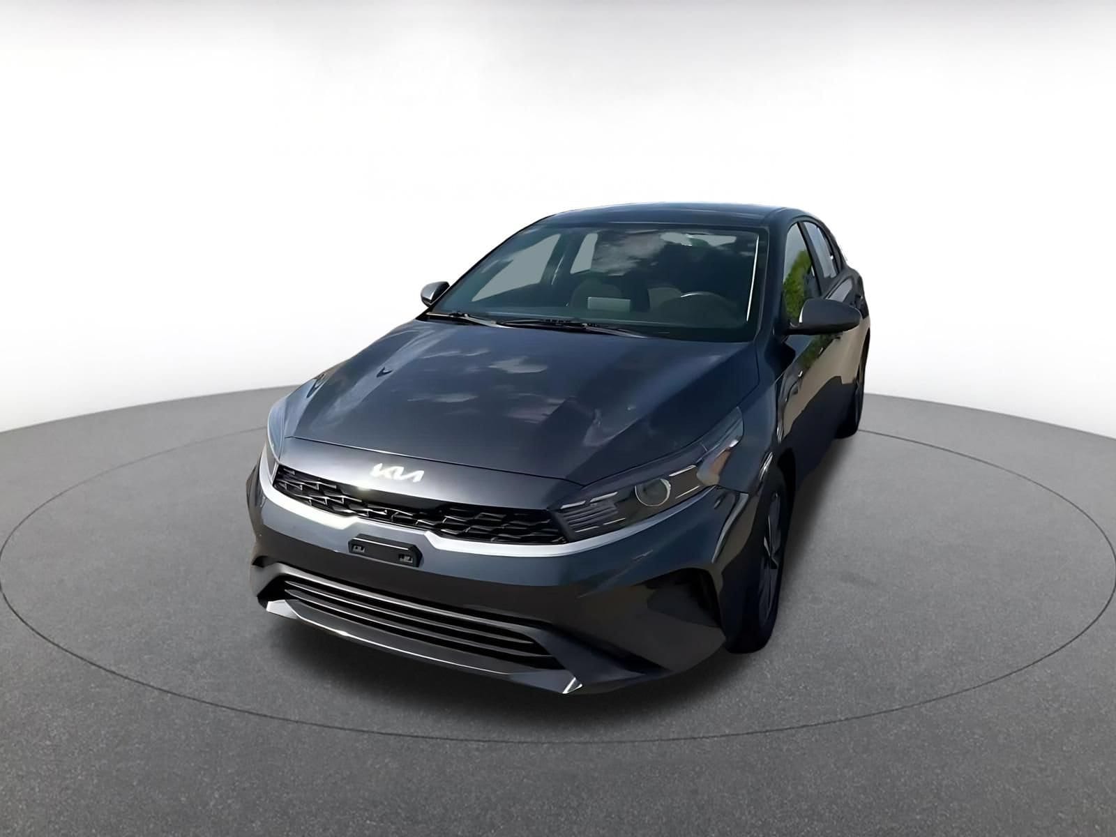 Thumbnail: 2023 Kia Forte - 7