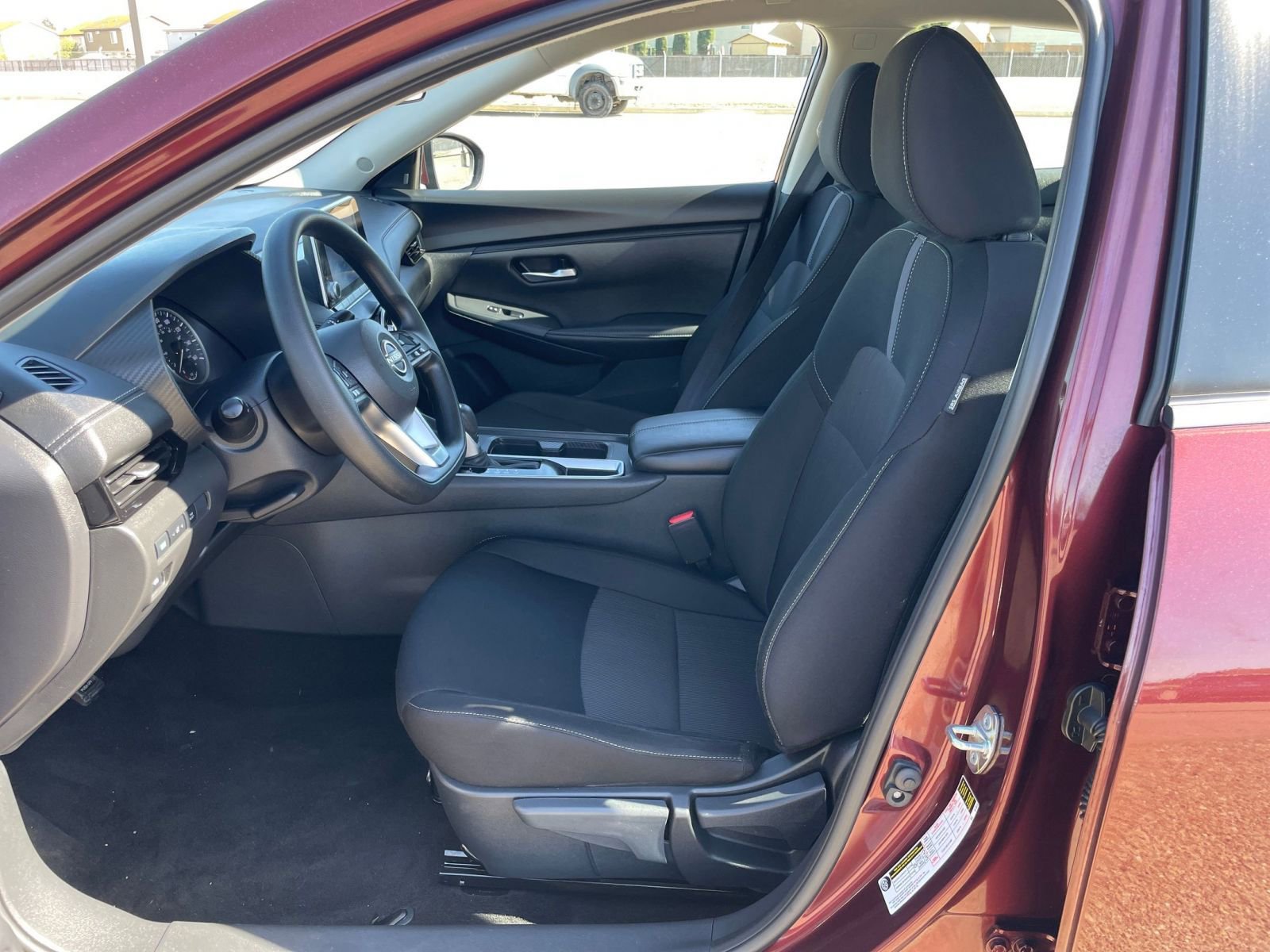 Thumbnail: 2025 Nissan Sentra - 25