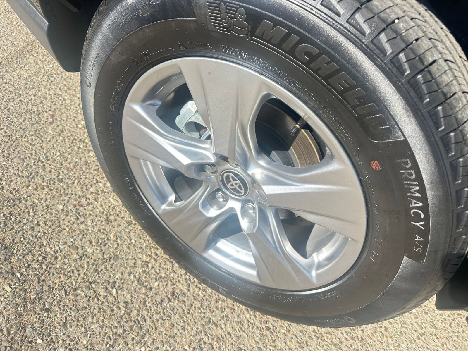 Thumbnail: 2025 Toyota RAV4 - 30