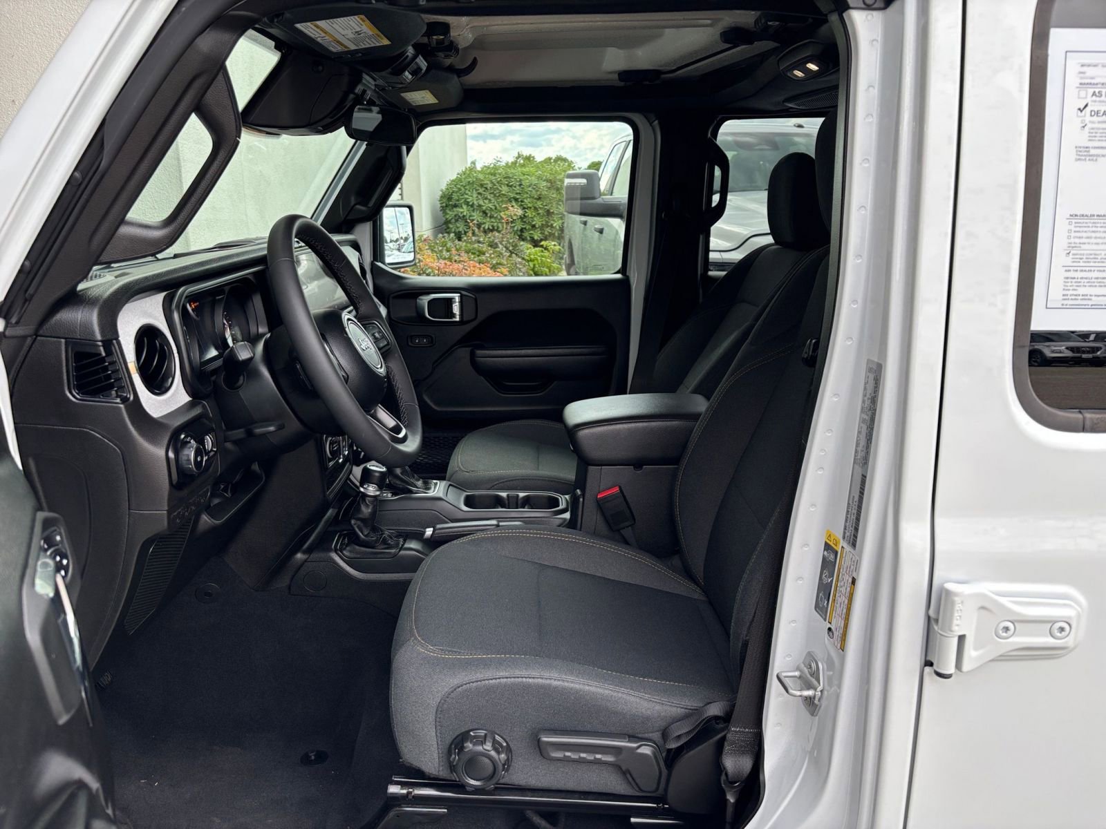 Thumbnail: 2025 Jeep Wrangler - 25
