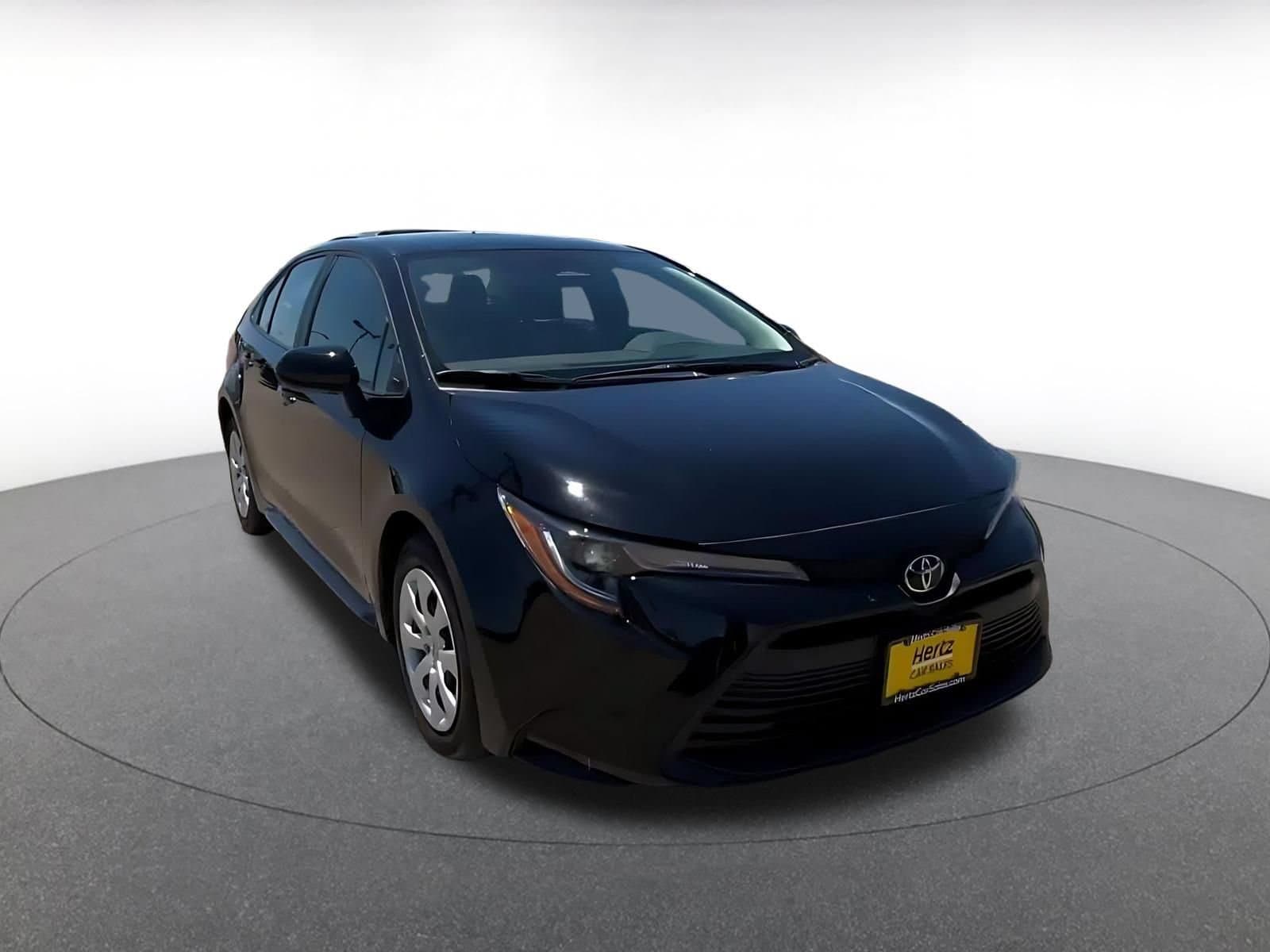 Thumbnail: 2025 Toyota Corolla - 3