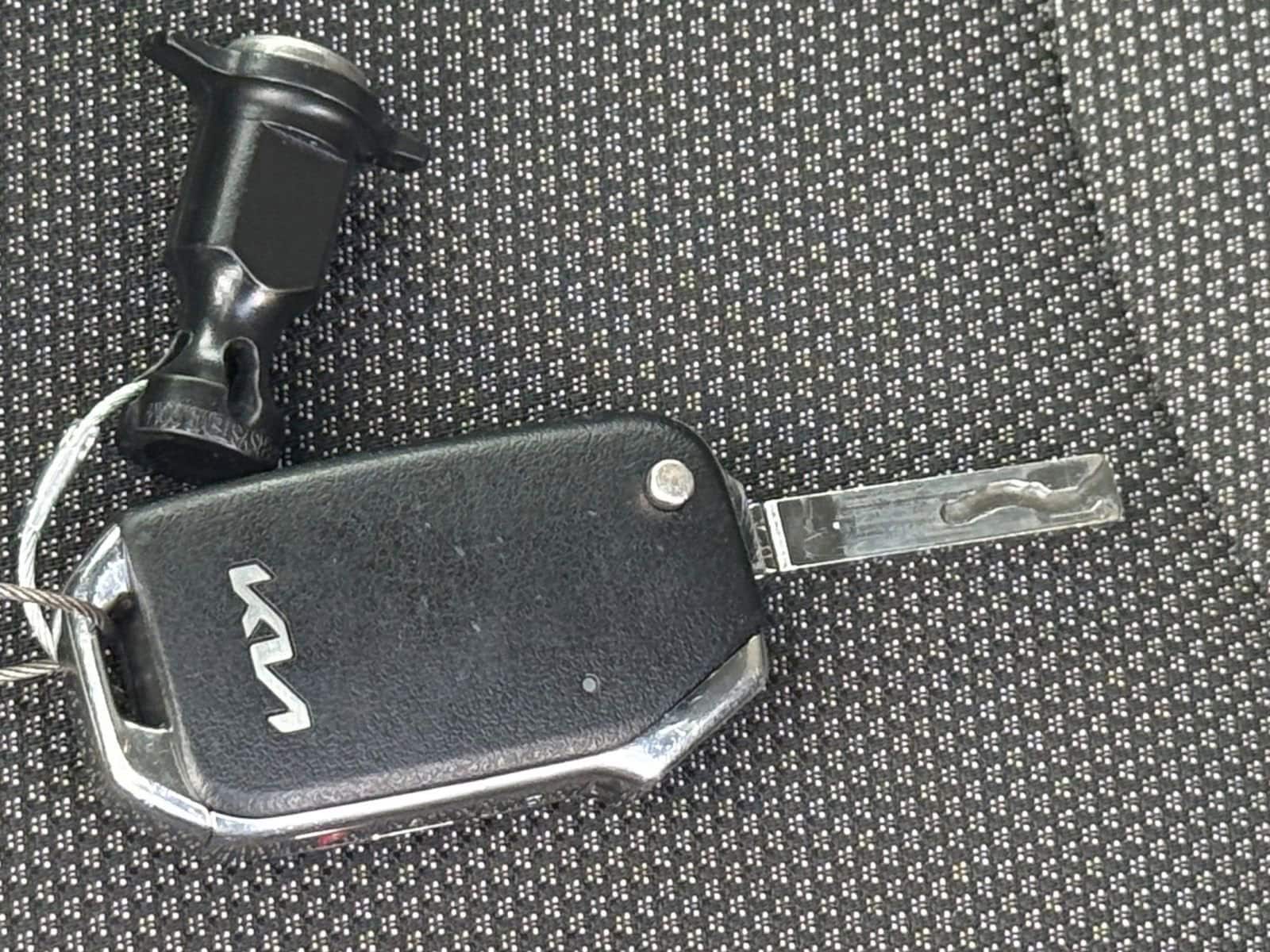 Thumbnail: 2023 Kia Forte - 21