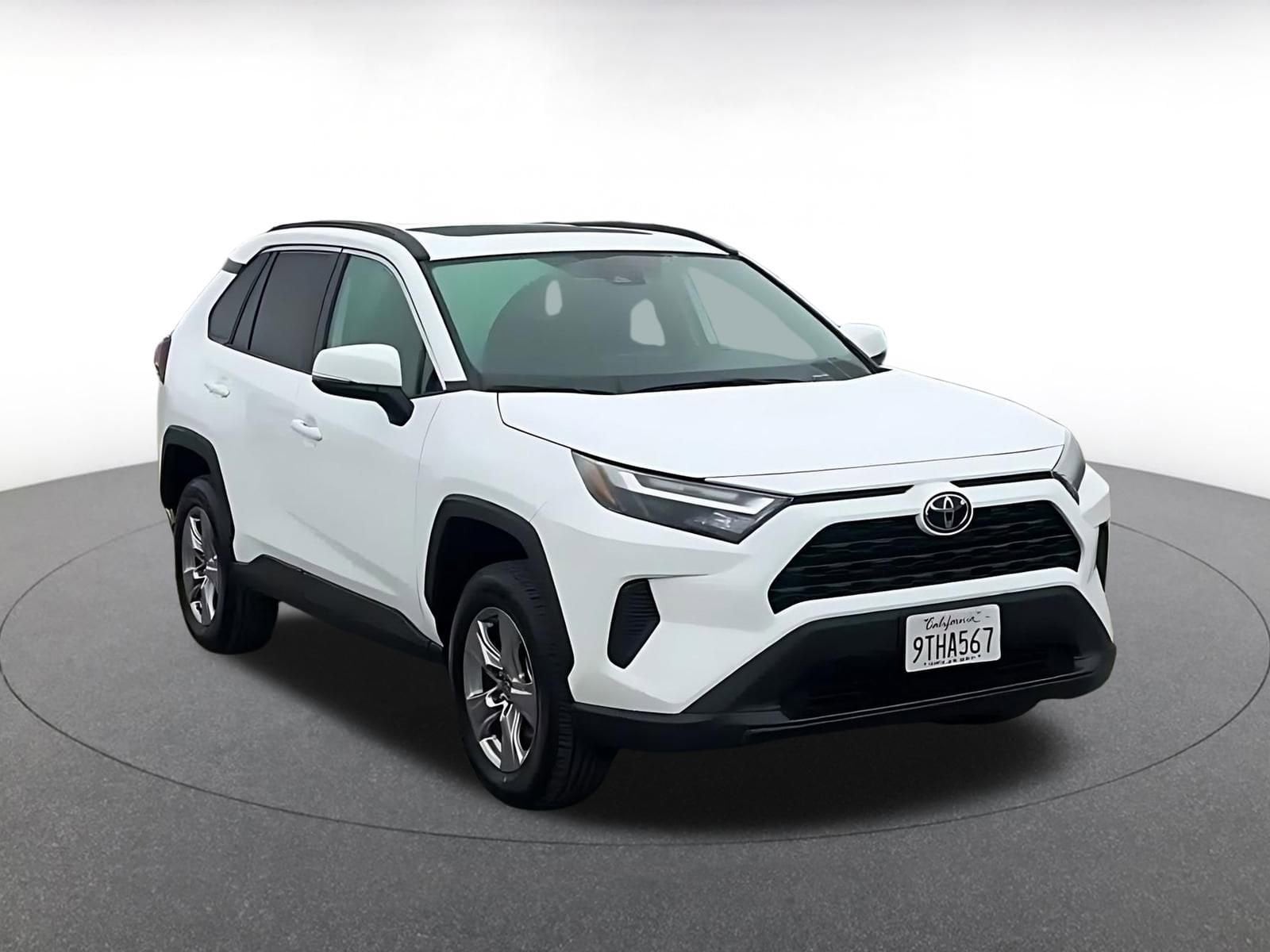 Thumbnail: 2025 Toyota RAV4 - 3