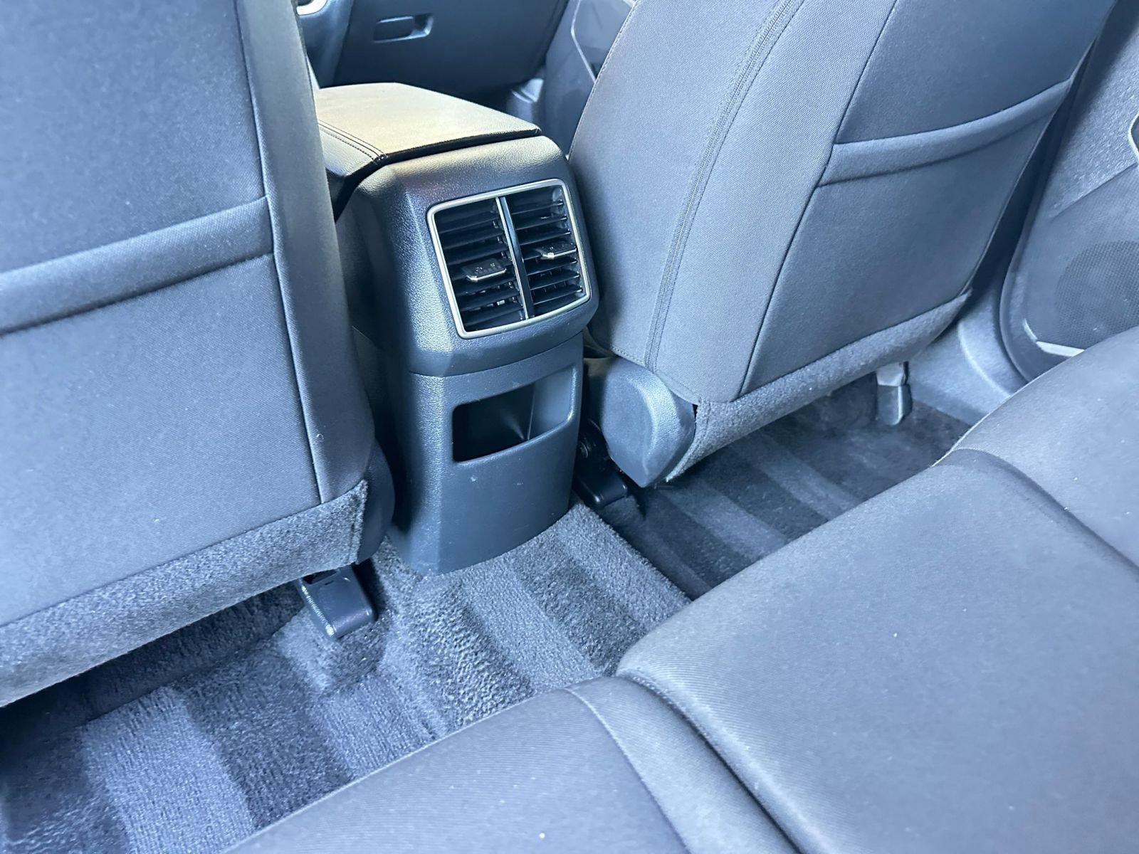 Thumbnail: 2024 Kia Sportage - 24