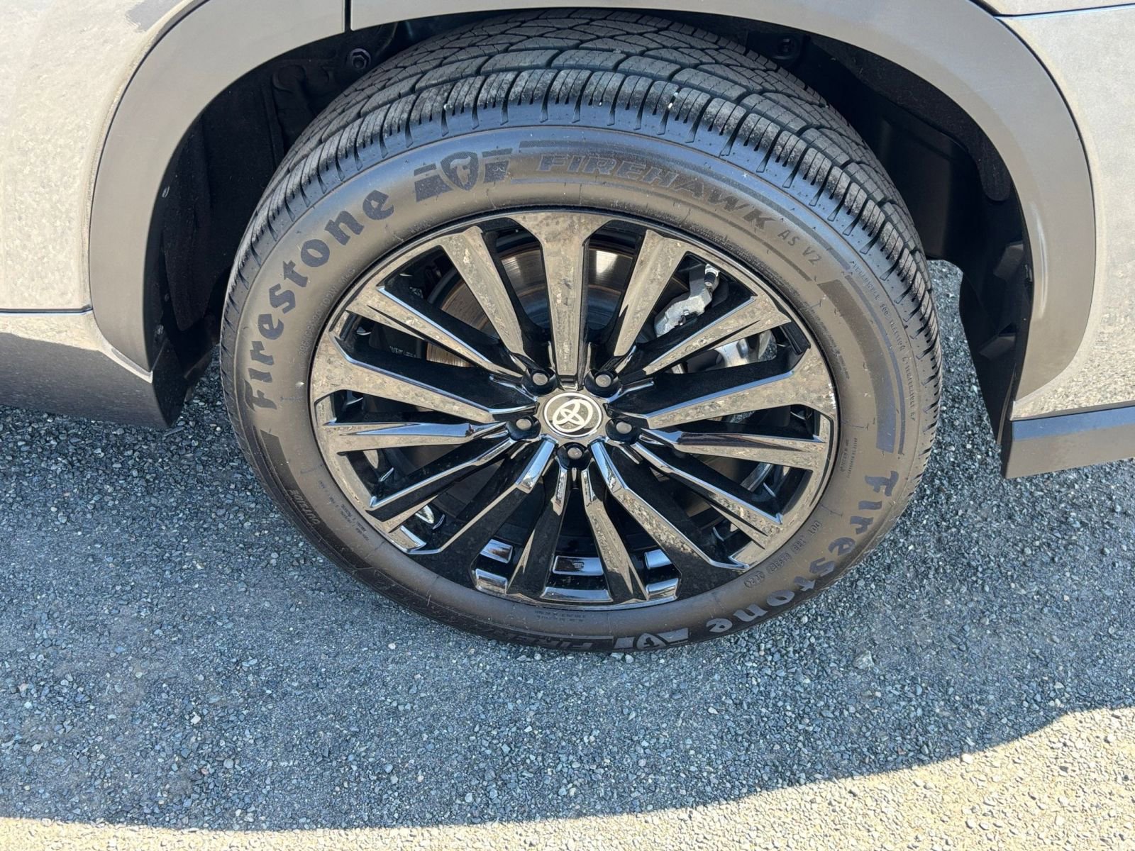 Thumbnail: 2024 Toyota Highlander - 34