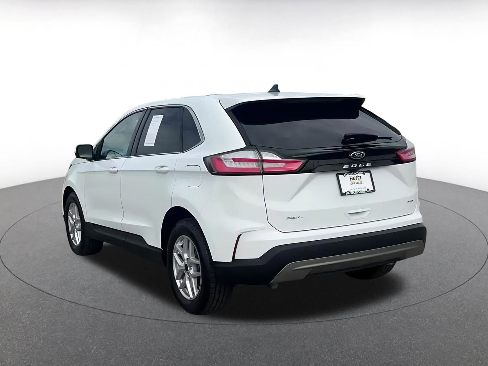 Thumbnail: 2023 Ford Edge - 11