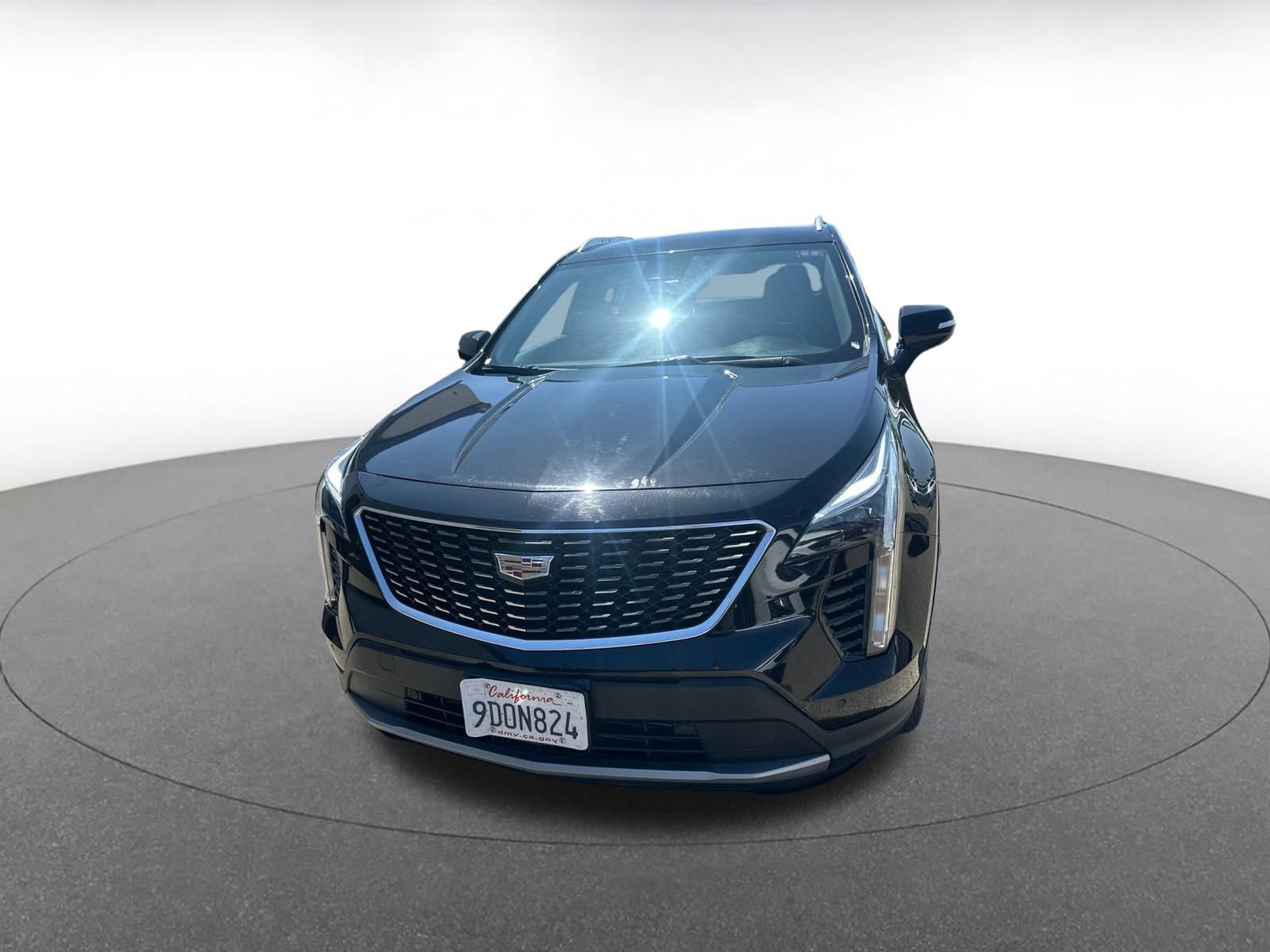 Thumbnail: 2023 Cadillac XT4 - 3