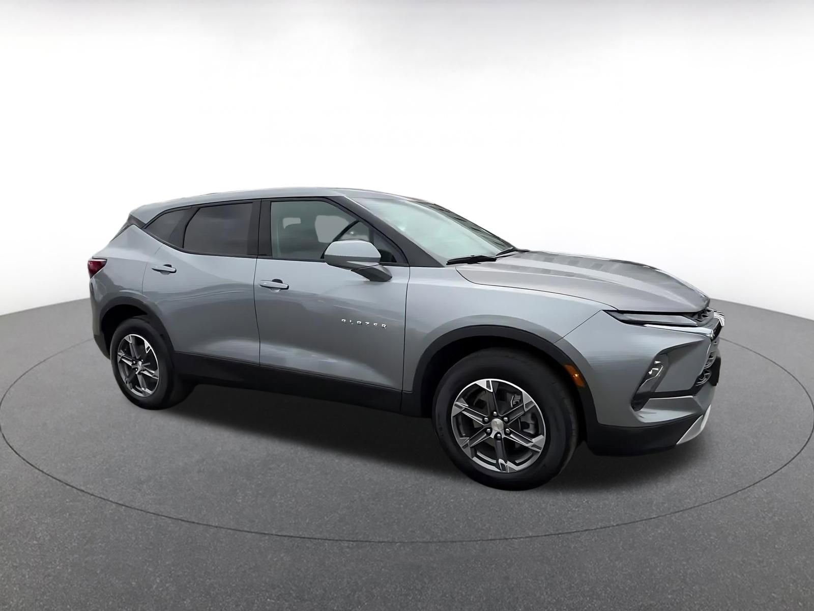 Thumbnail: 2025 Chevrolet Blazer - 2