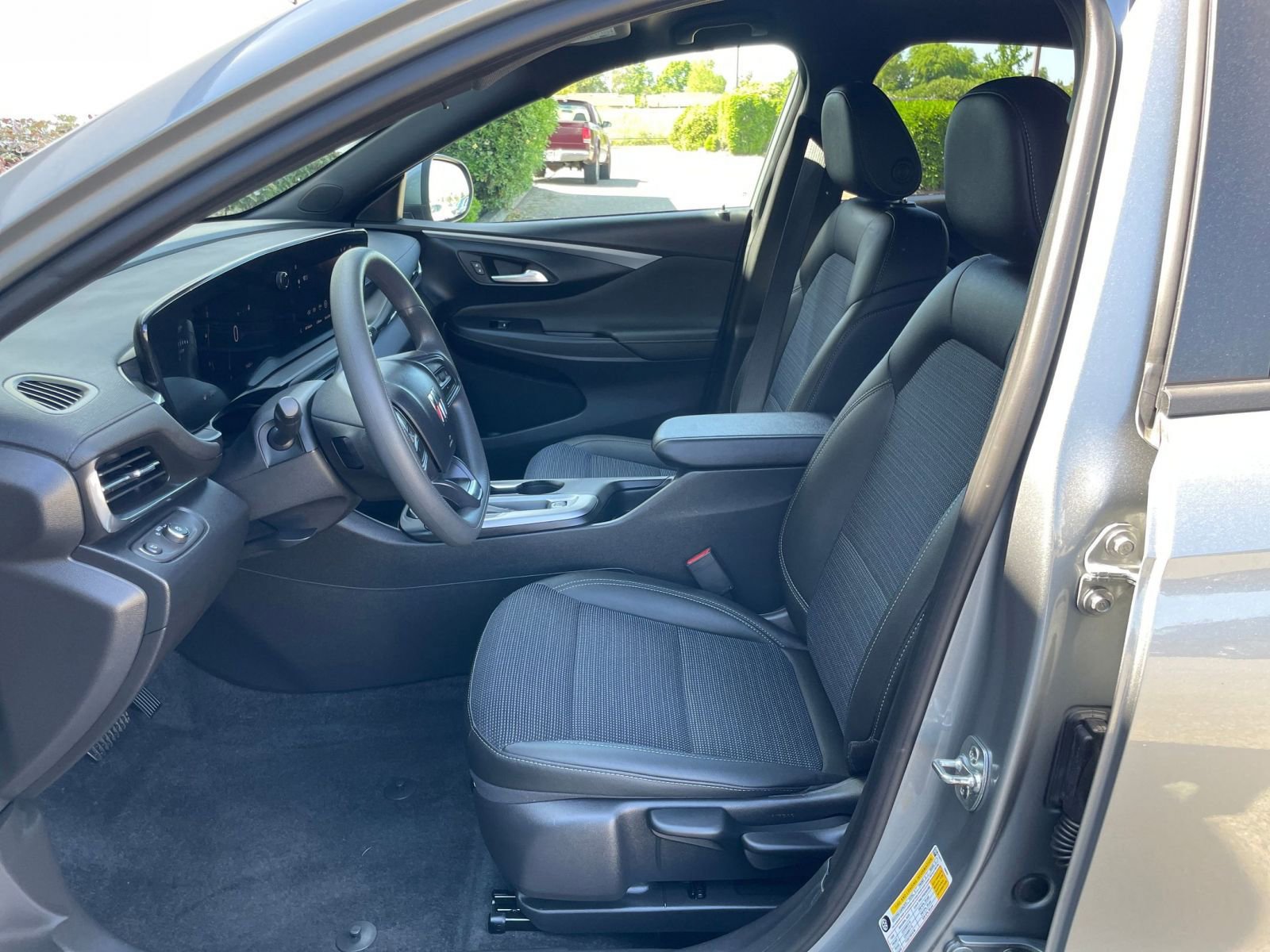 Thumbnail: 2025 Buick Envista - 27