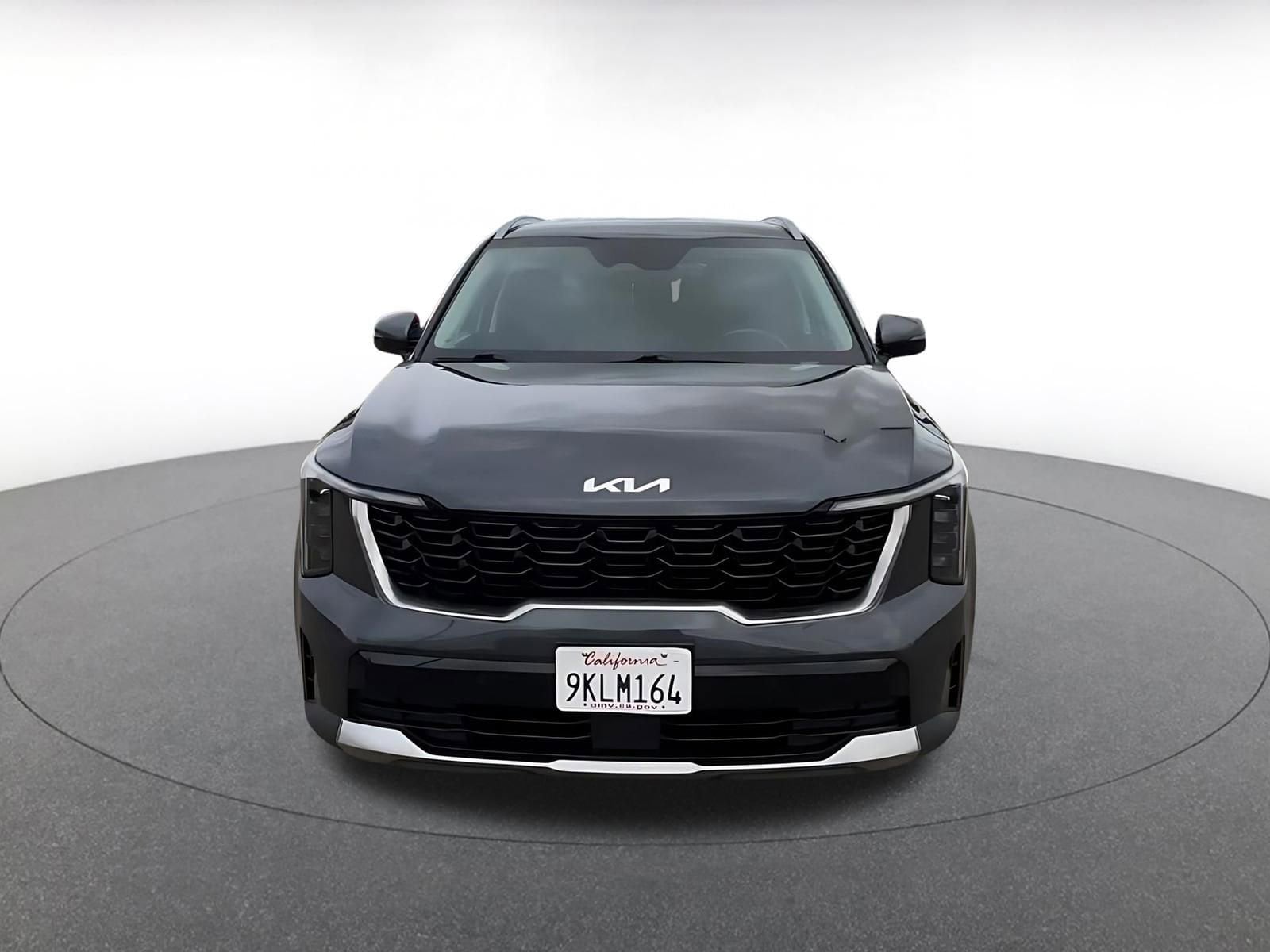 Thumbnail: 2024 Kia Sorento - 4