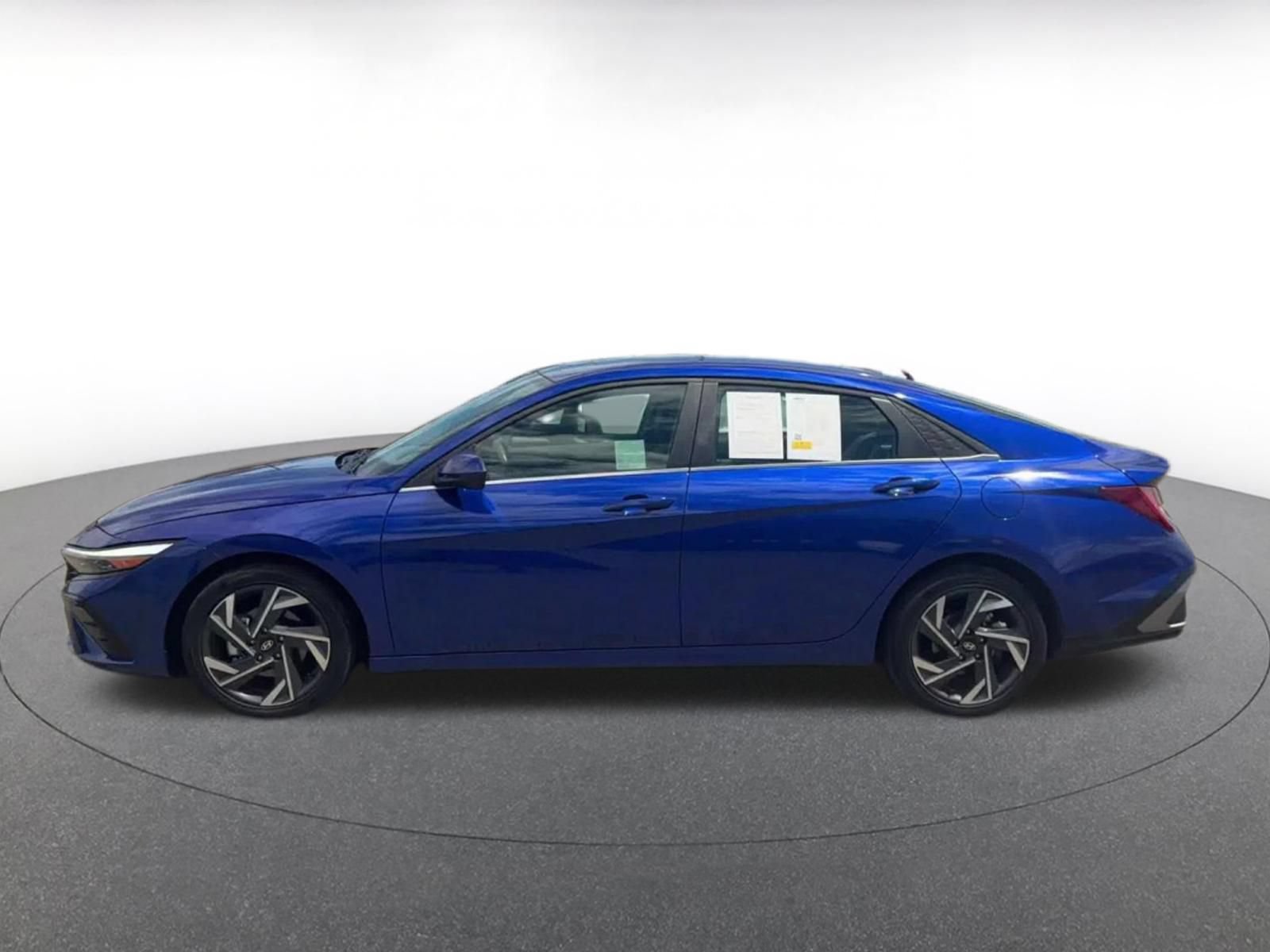 Thumbnail: 2025 Hyundai Elantra - 9