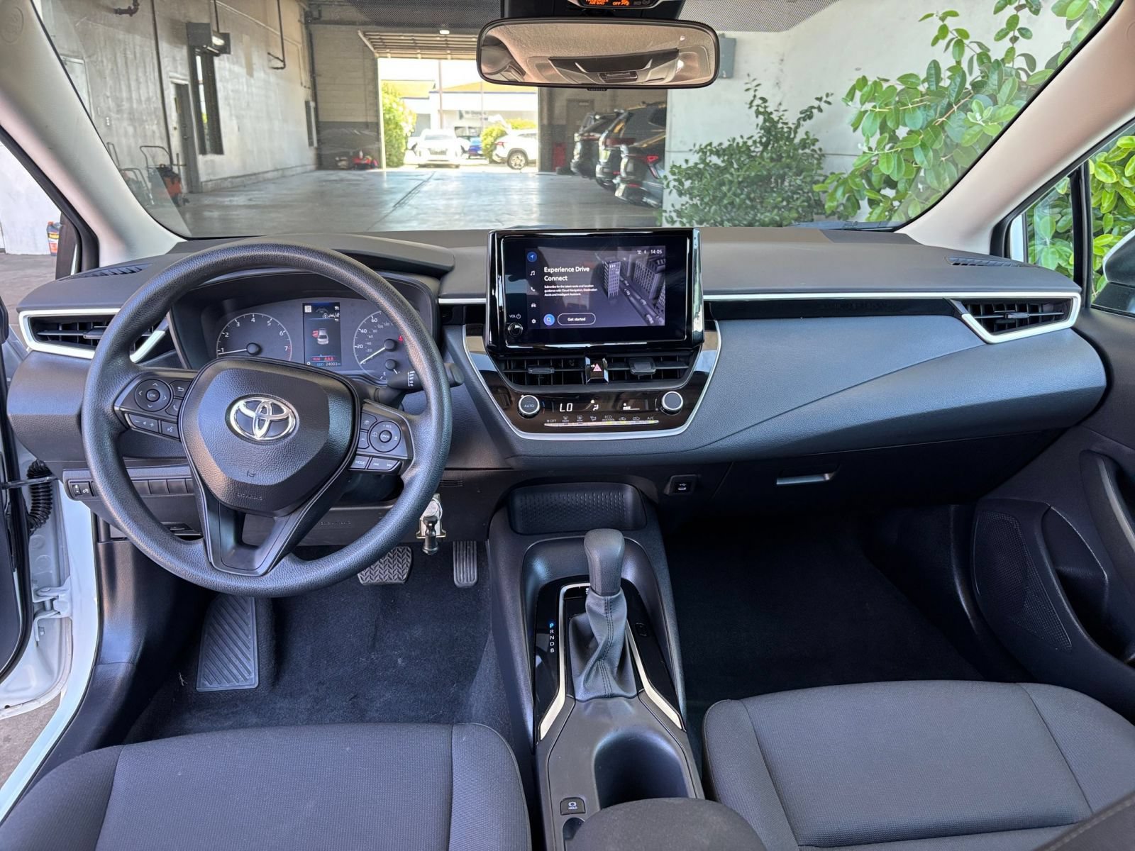 Thumbnail: 2025 Toyota Corolla - 31