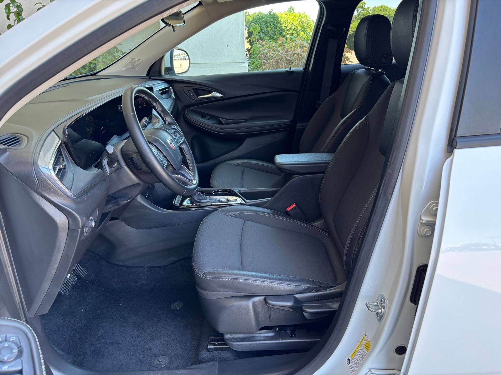 Thumbnail: 2025 Buick Encore GX - 27