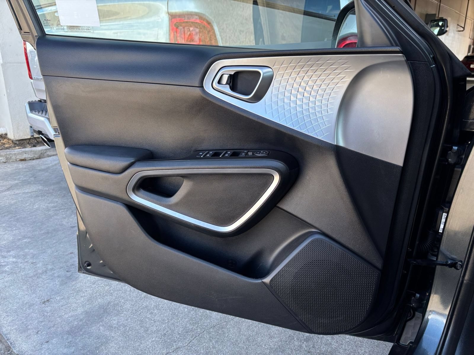 Thumbnail: 2025 Kia Soul - 18