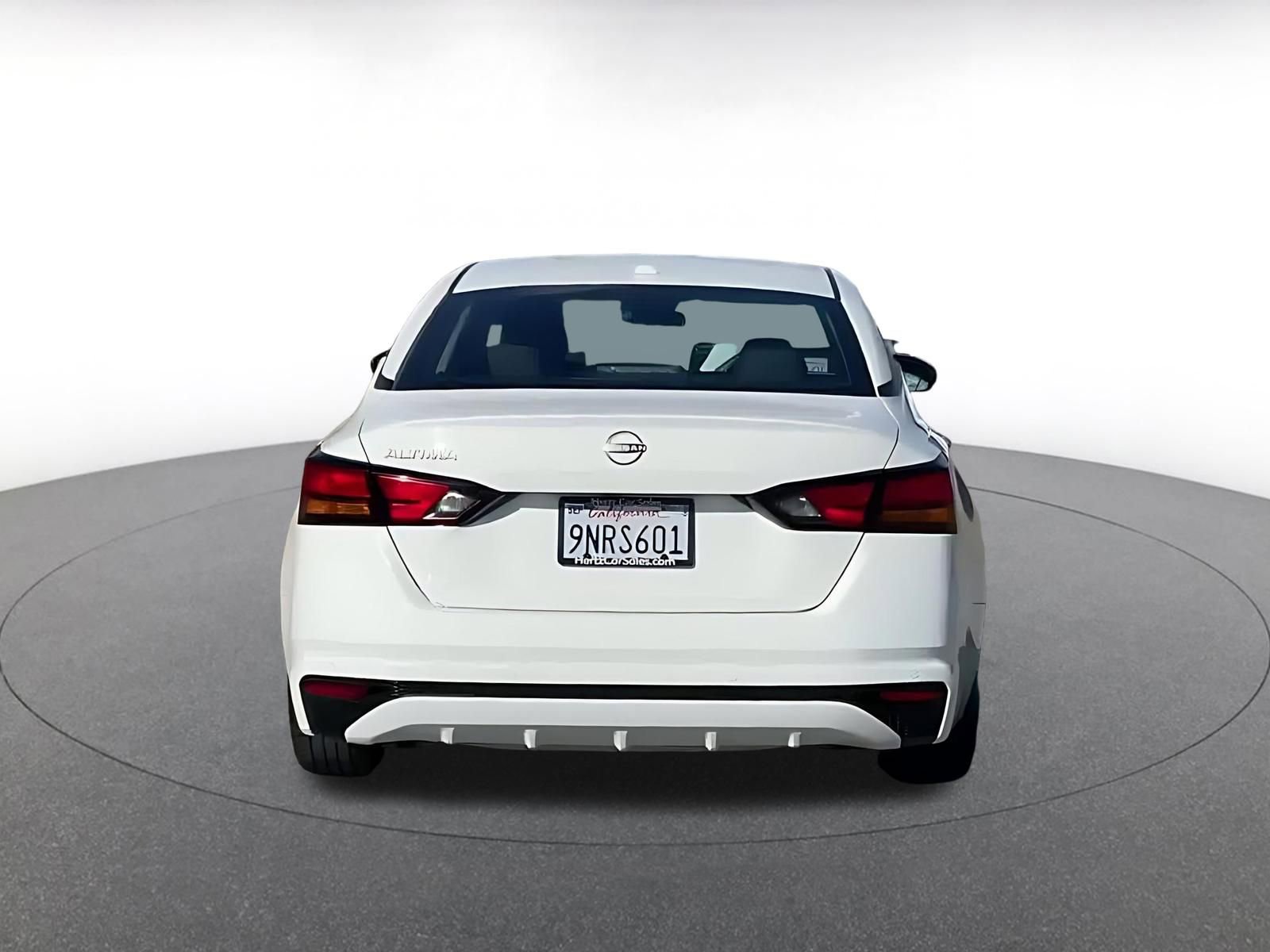 Thumbnail: 2025 Nissan Altima - 12