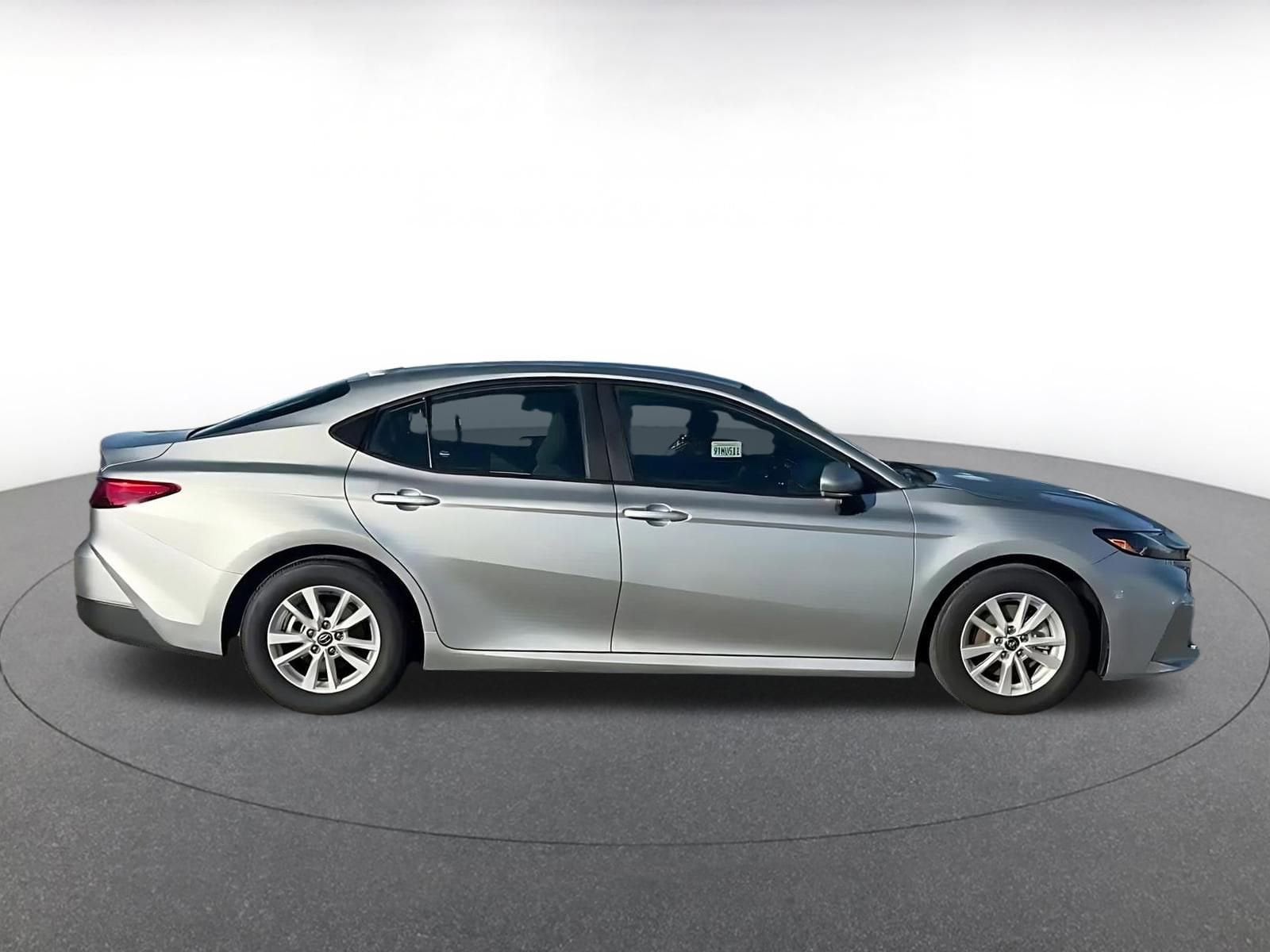 Thumbnail: 2025 Toyota Camry - 16