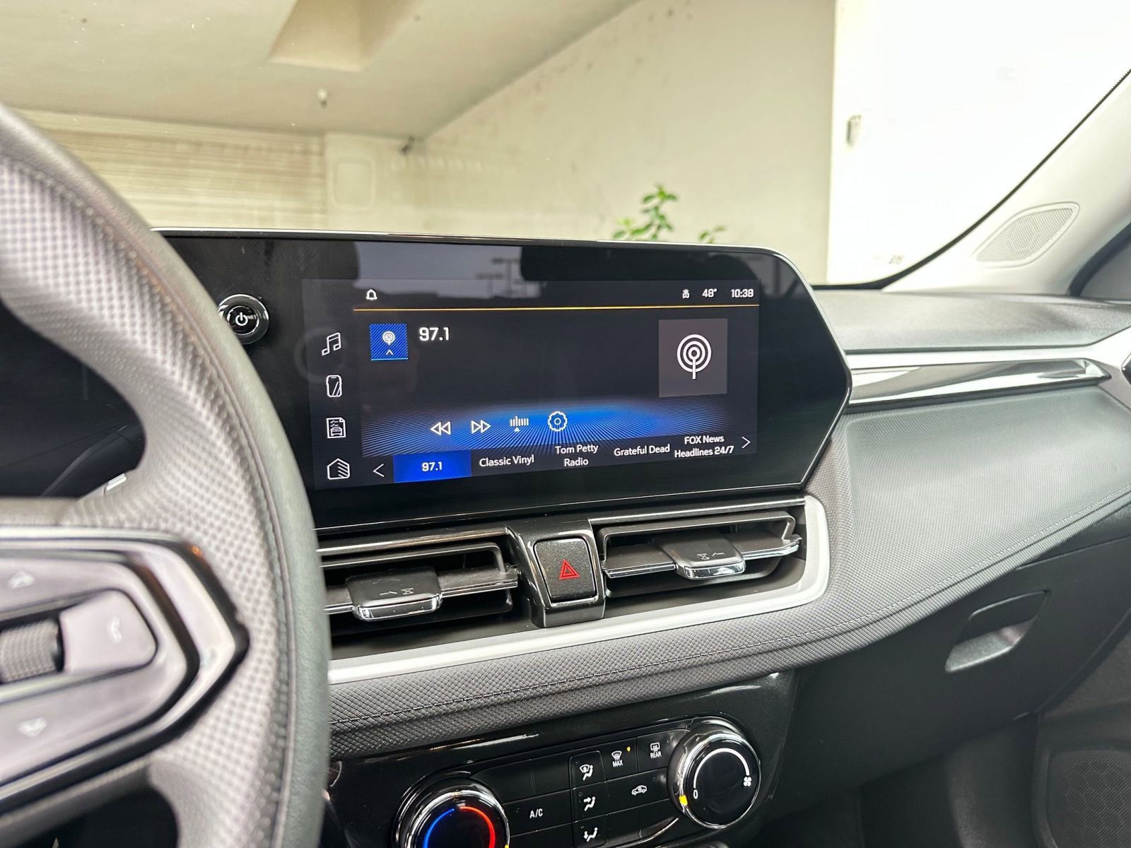 Thumbnail: 2025 Chevrolet TrailBlazer - 21