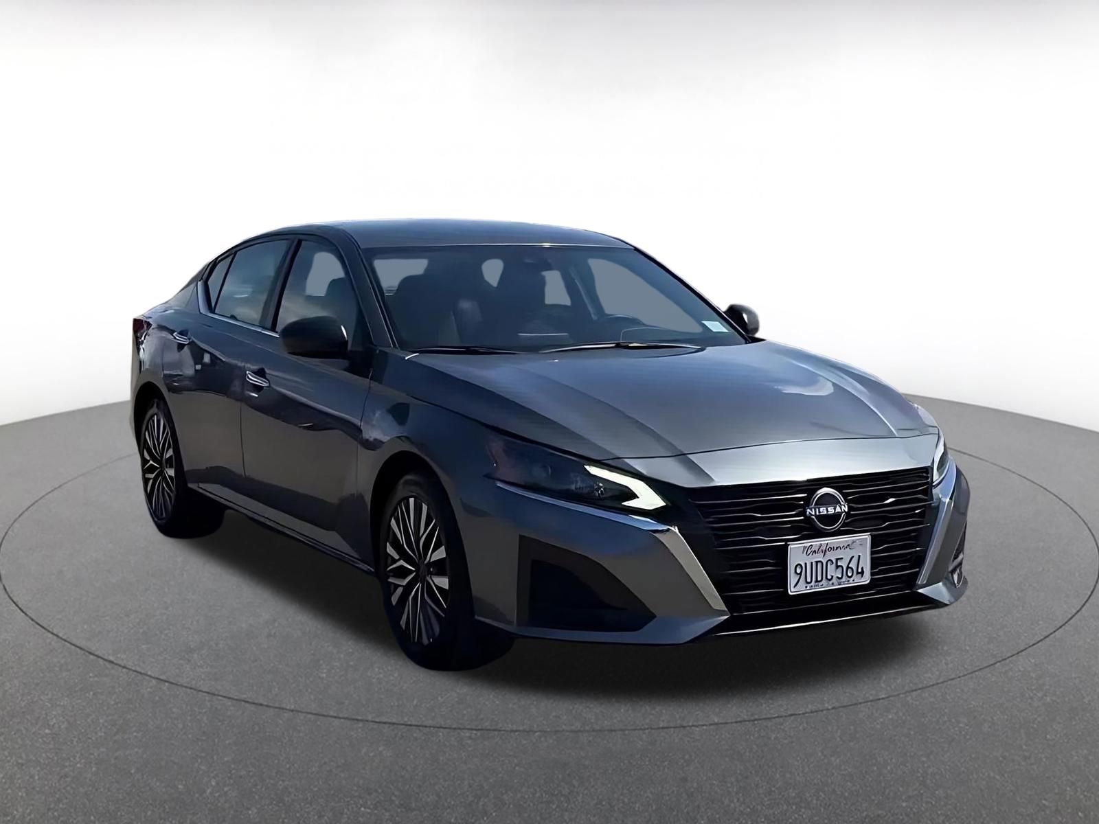 Thumbnail: 2025 Nissan Altima - 2