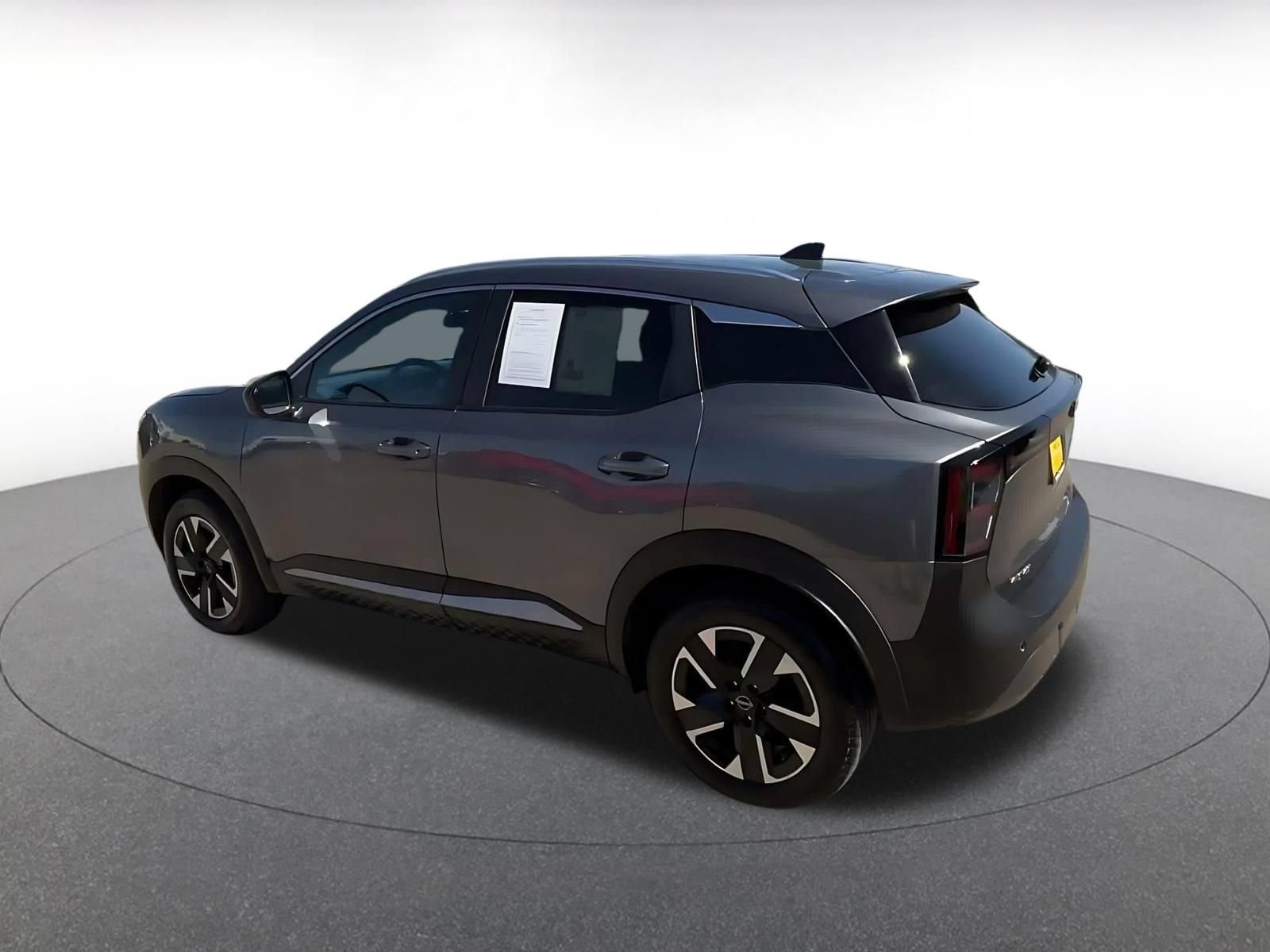Thumbnail: 2026 Nissan Kicks - 10