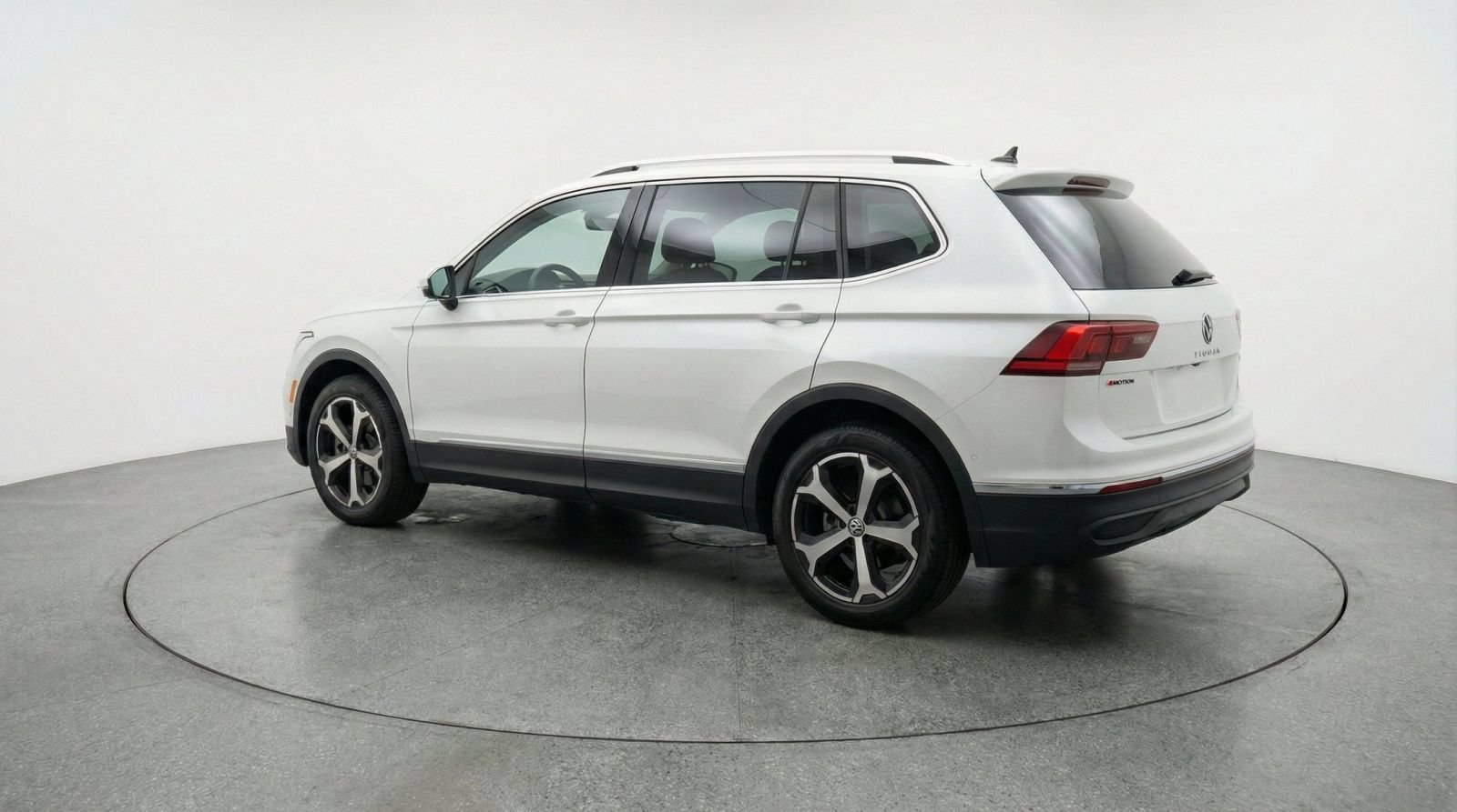 Thumbnail: 2026 Volkswagen Tiguan - 6