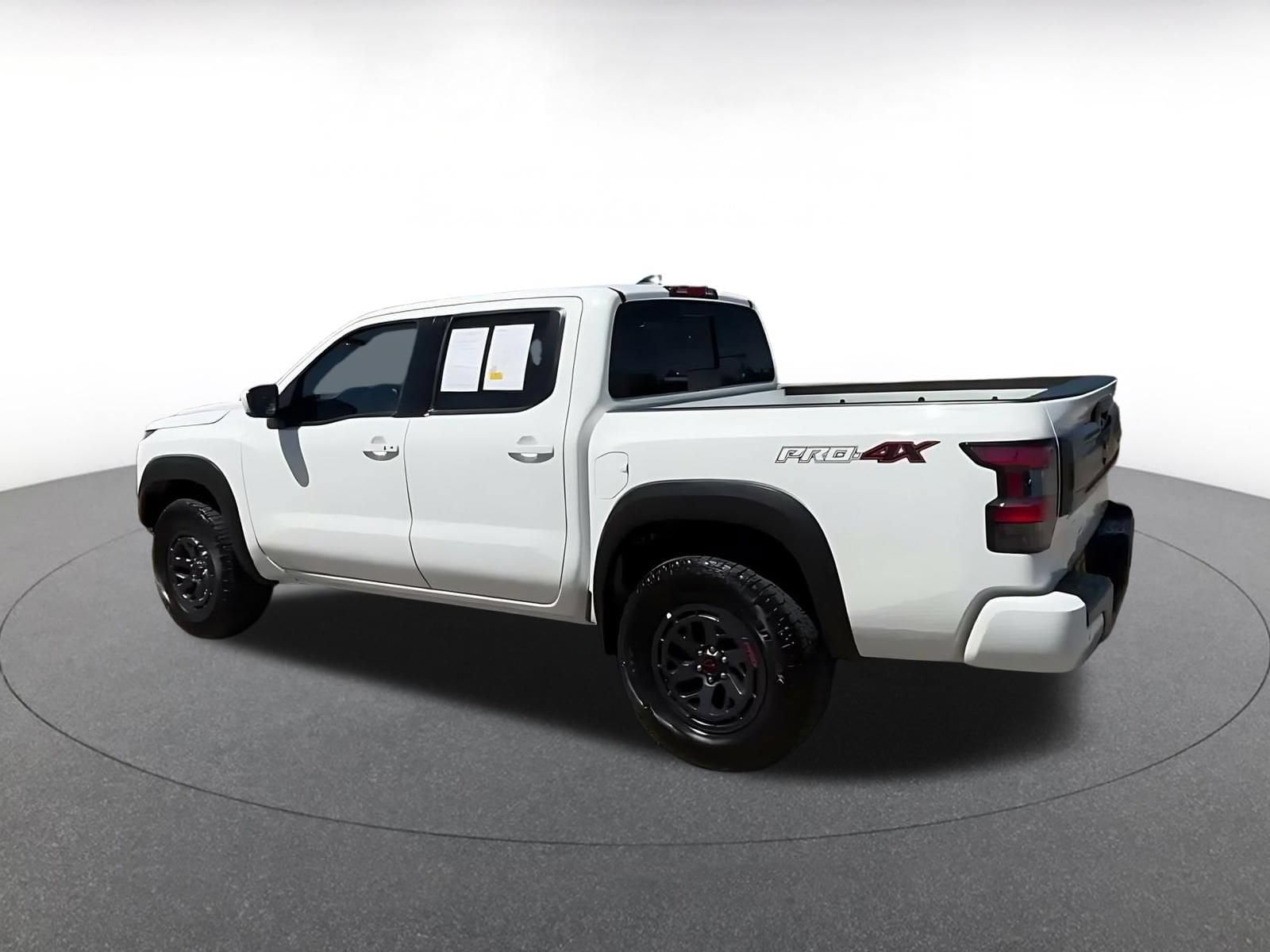 Thumbnail: 2026 Nissan Frontier - 9