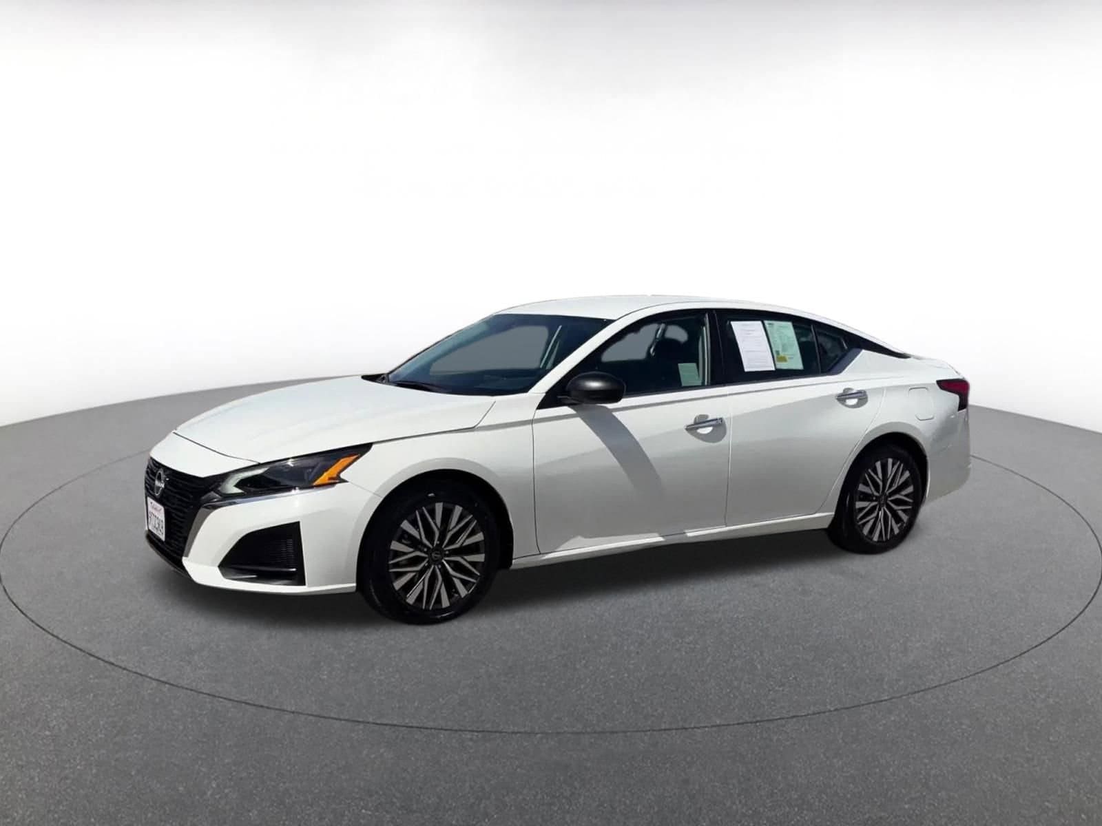 Thumbnail: 2025 Nissan Altima - 8