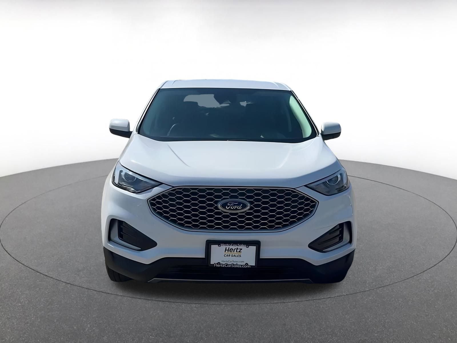Thumbnail: 2024 Ford Edge - 3