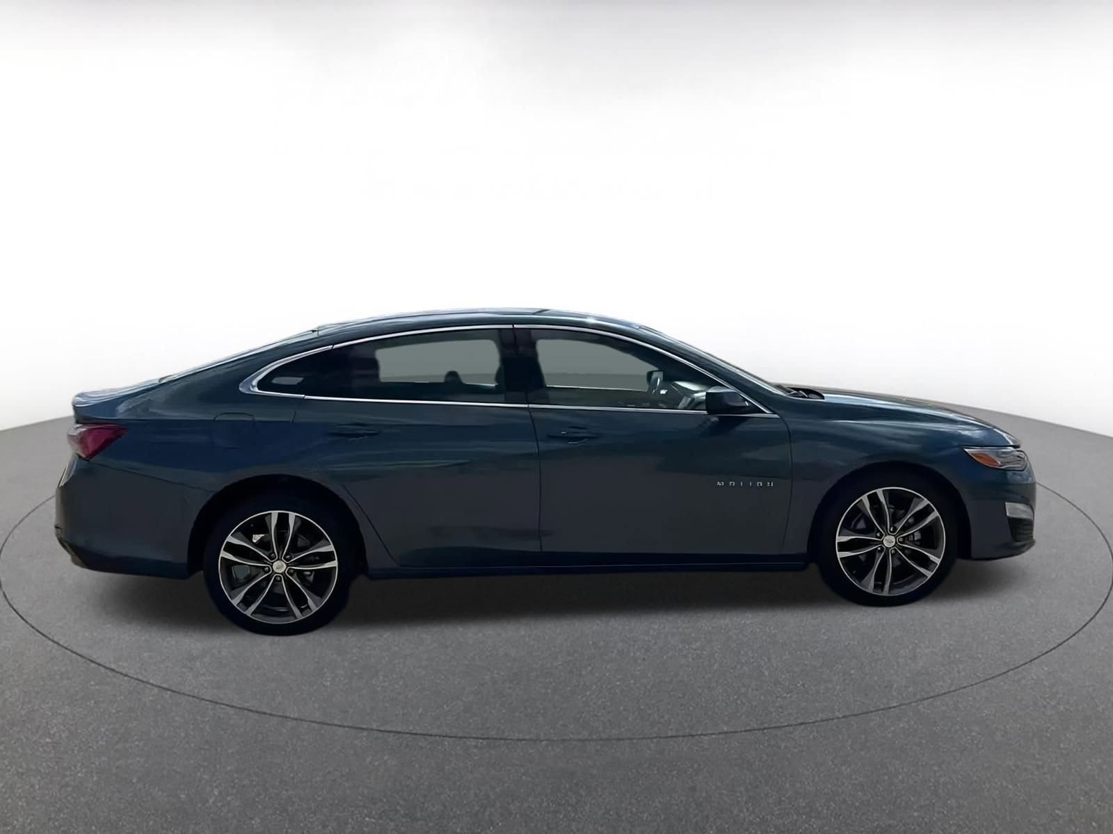 Thumbnail: 2024 Chevrolet Malibu - 16