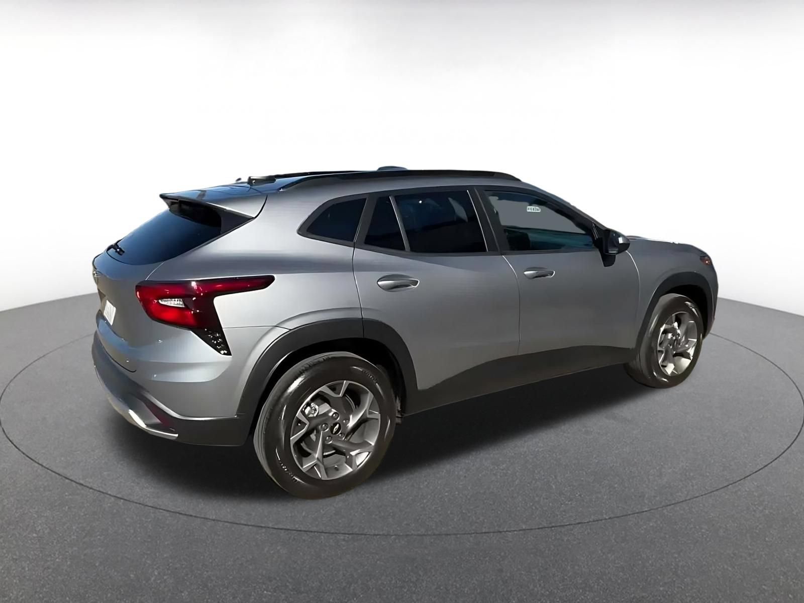 Thumbnail: 2025 Chevrolet Trax - 14
