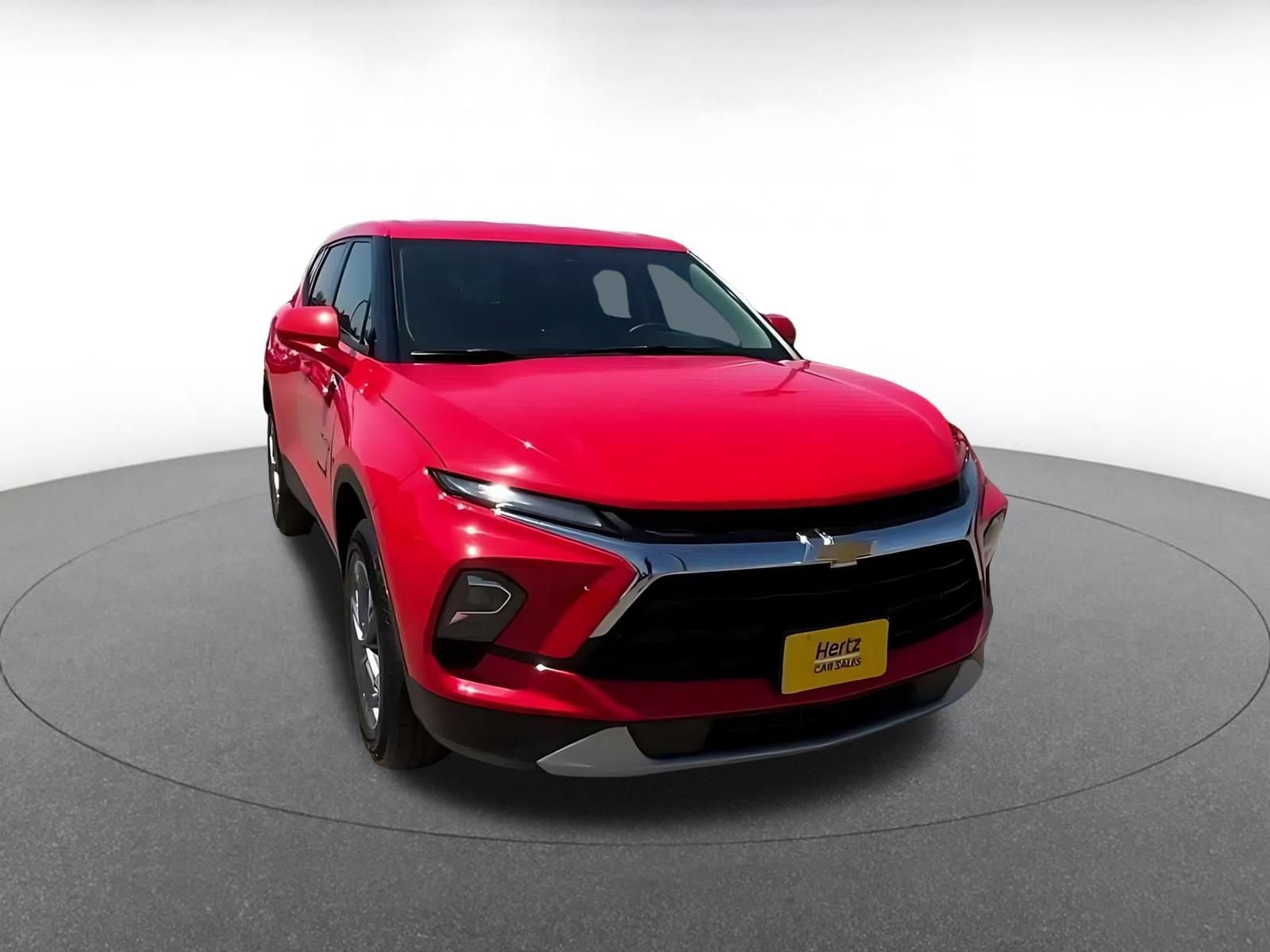 Thumbnail: 2026 Chevrolet Blazer - 3